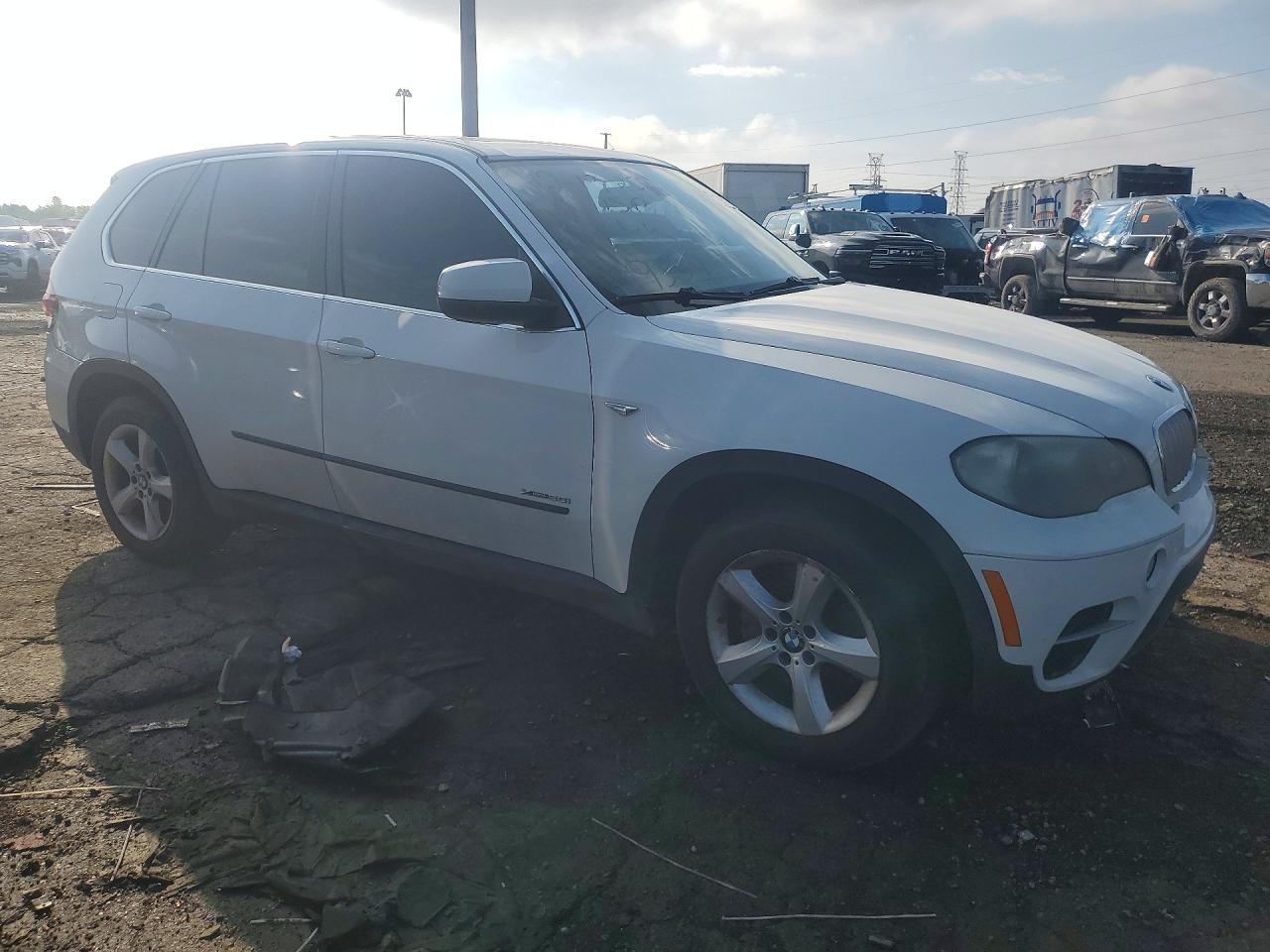 2011 Bmw X5 Xdrive50i White vin: 5UXZV8C50BL419304