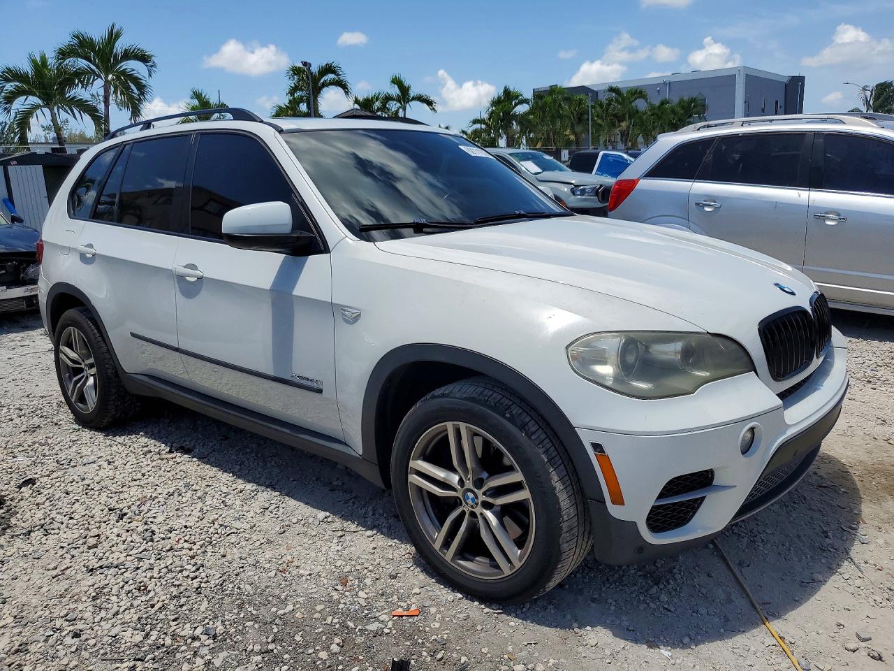 2012 Bmw X5 Xdrive50i White vin: 5UXZV8C51CL423296