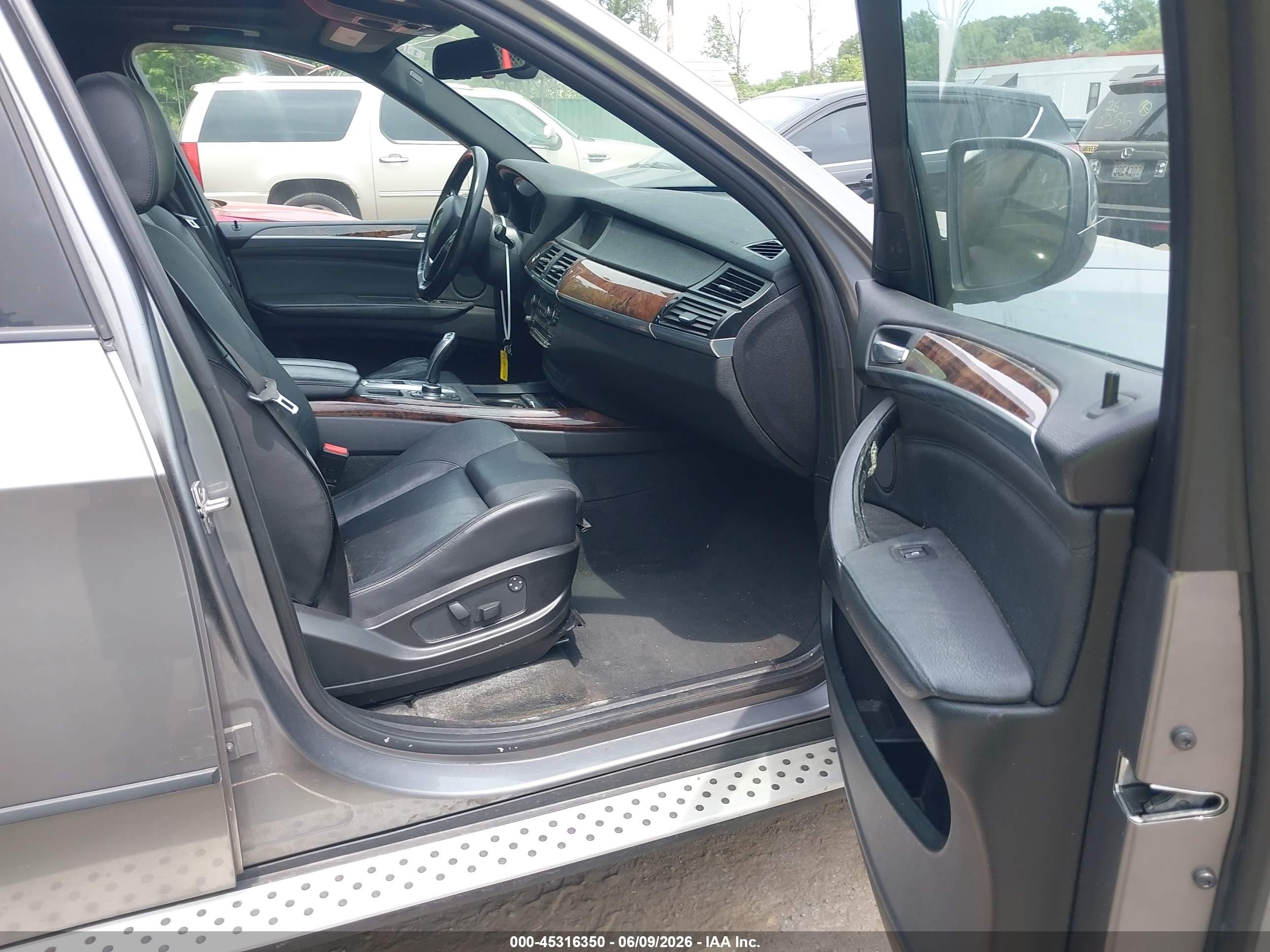 2011 Bmw X5 Xdrive50i Gray vin: 5UXZV8C52BL417294