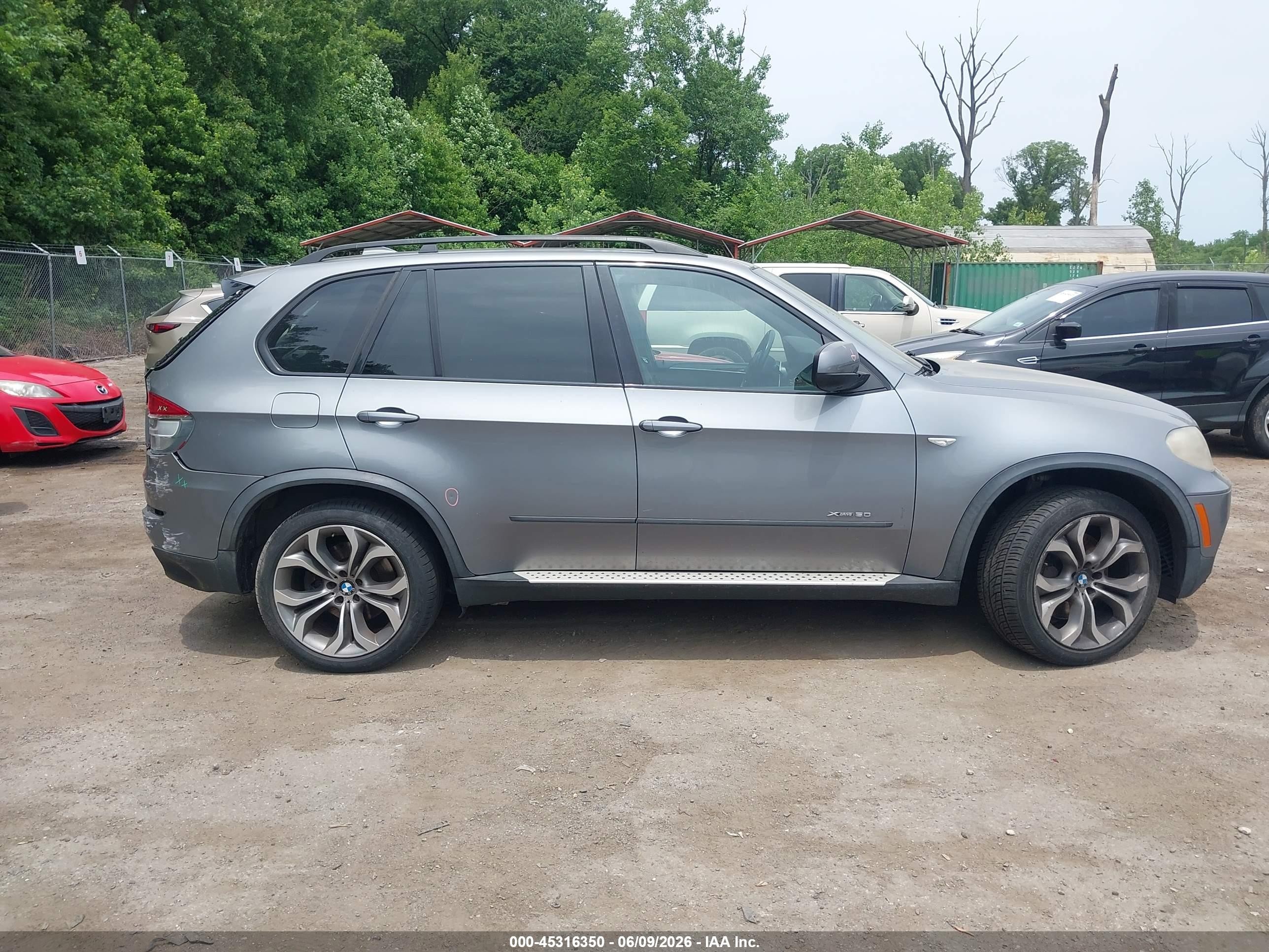 2011 Bmw X5 Xdrive50i Gray vin: 5UXZV8C52BL417294