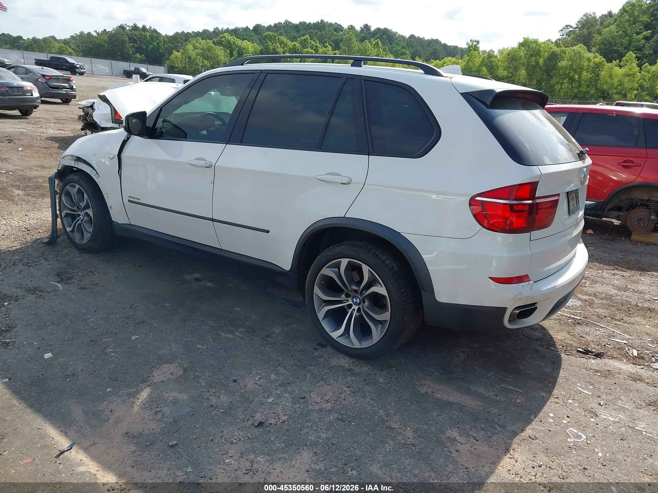 2012 Bmw X5 Xdrive50i White vin: 5UXZV8C52CL426076
