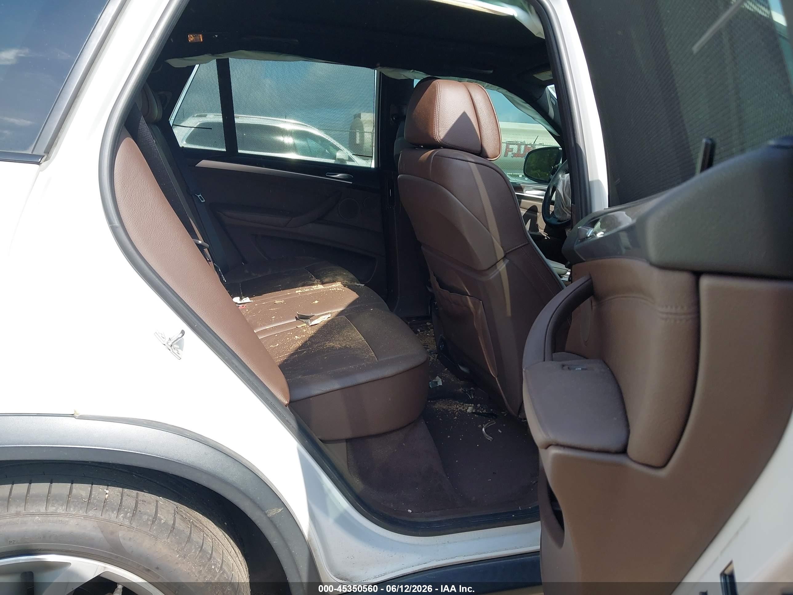 2012 Bmw X5 Xdrive50i White vin: 5UXZV8C52CL426076