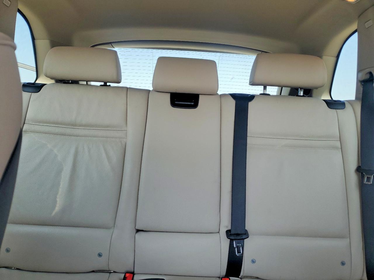 2012 Bmw X5 Xdrive50i Серебряный vin: 5UXZV8C54CL422174