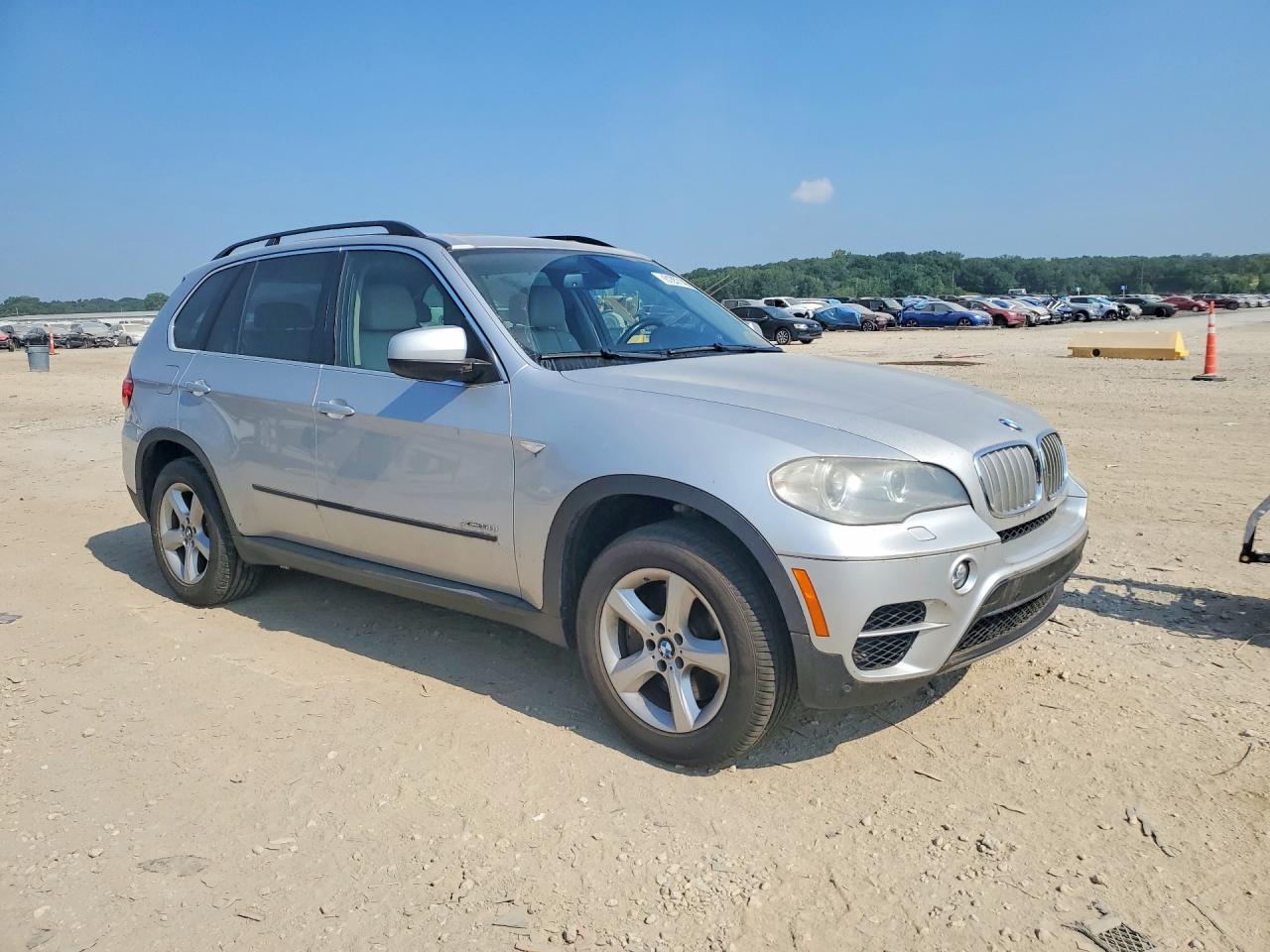 2012 Bmw X5 Xdrive50i Серебряный vin: 5UXZV8C54CL422174