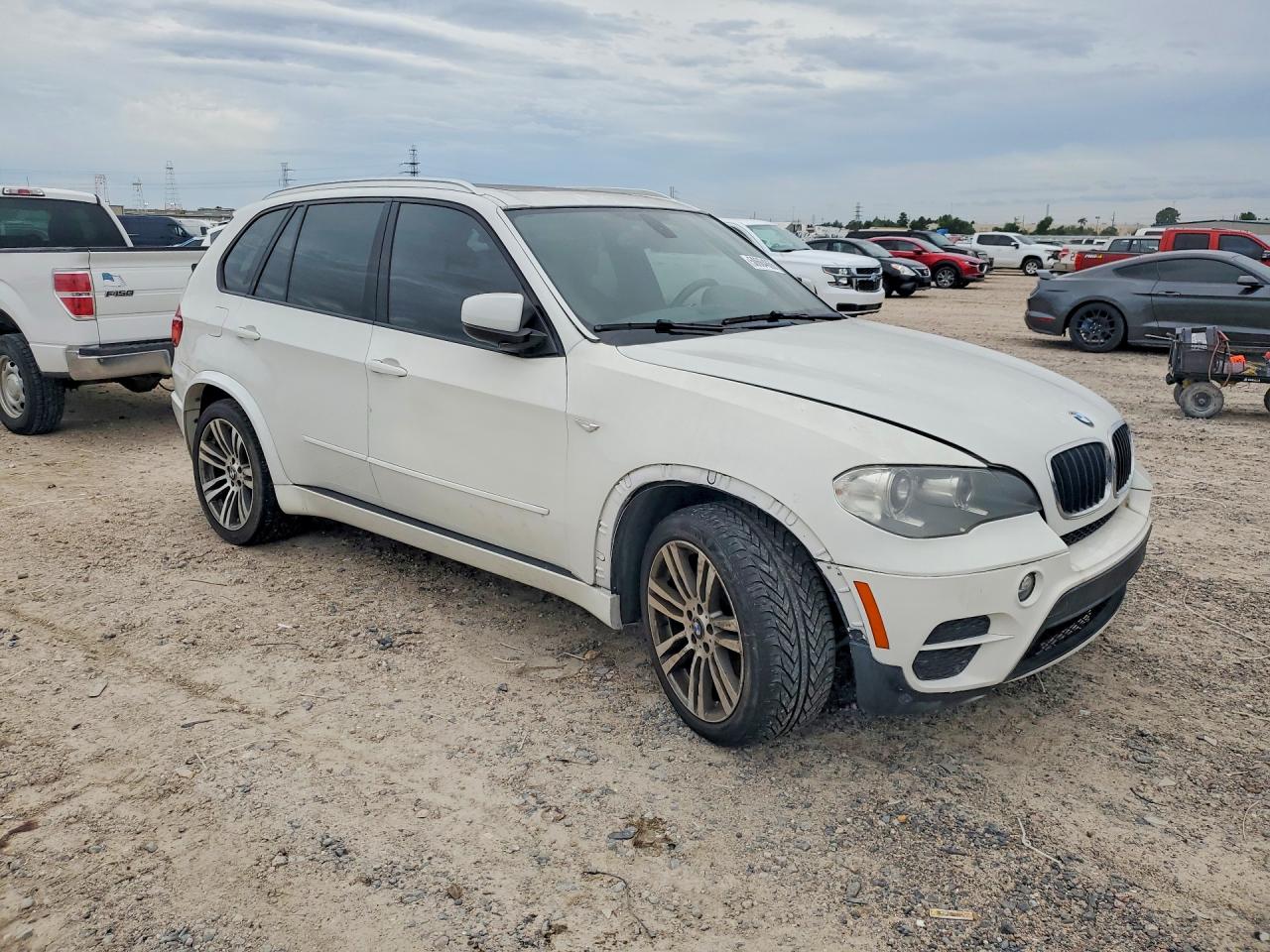 2012 Bmw X5 Xdrive50i White vin: 5UXZV8C54CL425222