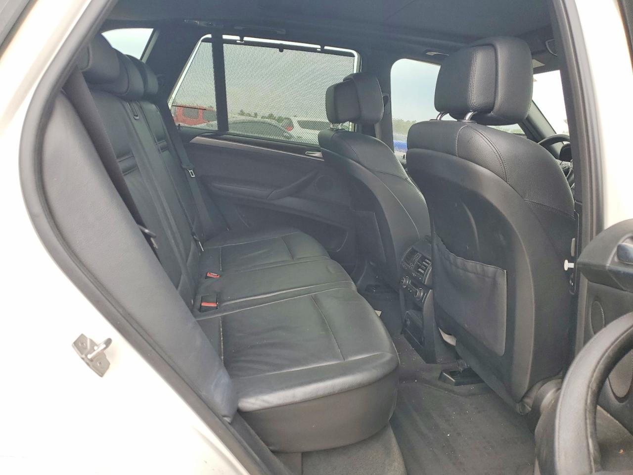 2012 Bmw X5 Xdrive50i White vin: 5UXZV8C54CL425222