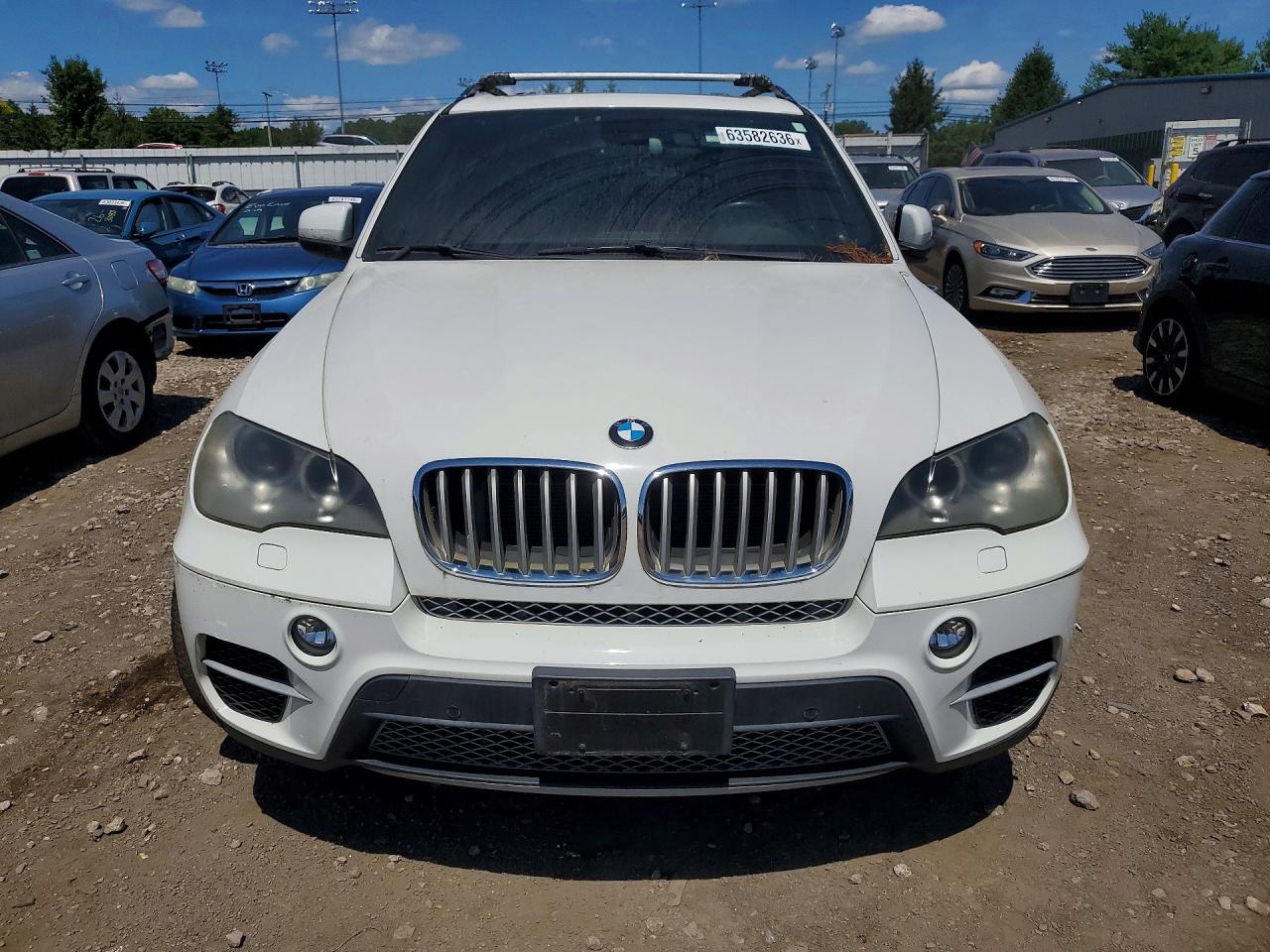 2012 Bmw X5 Xdrive50i White vin: 5UXZV8C55CL422832