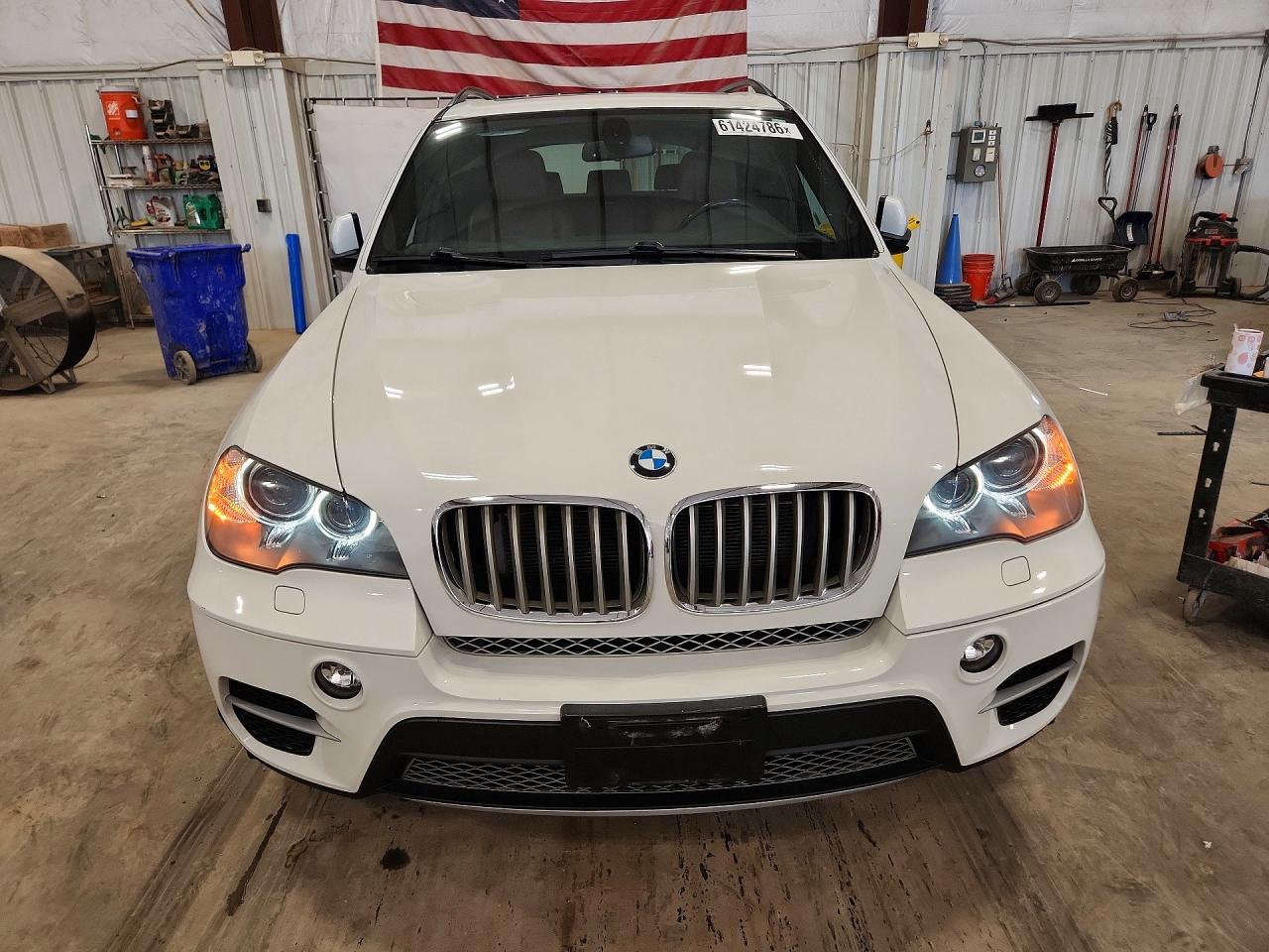2012 Bmw X5 Xdrive50i White vin: 5UXZV8C55CL425729
