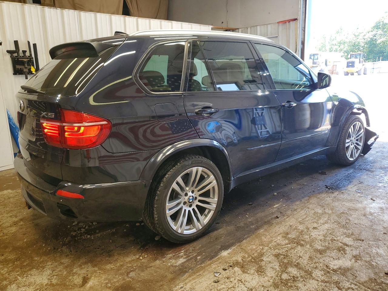2011 Bmw X5 Xdrive50i Черный vin: 5UXZV8C56BL419825