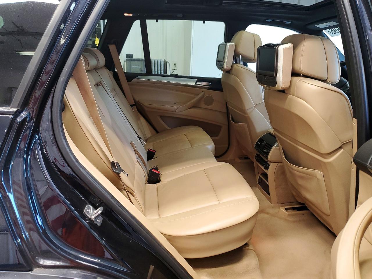 2011 Bmw X5 Xdrive50i Черный vin: 5UXZV8C56BL419825