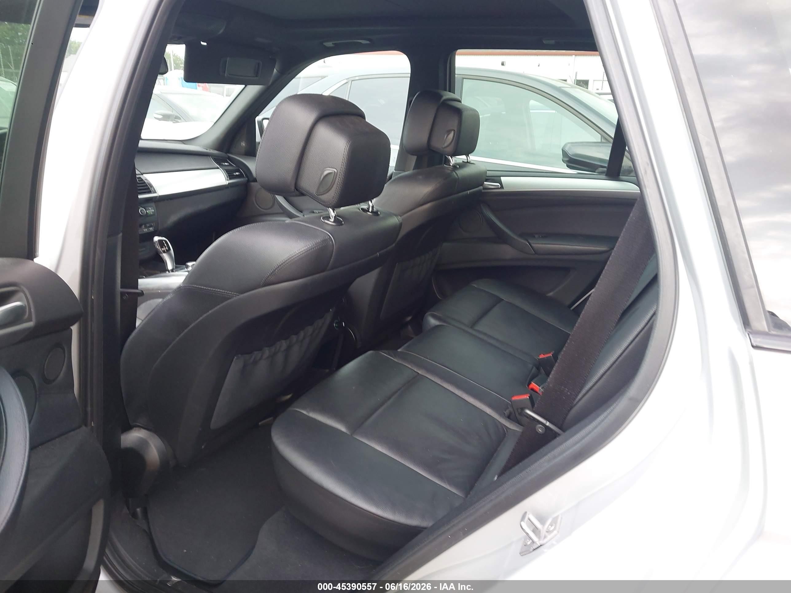 2013 Bmw X5 Xdrive50i Silver vin: 5UXZV8C56D0C14853