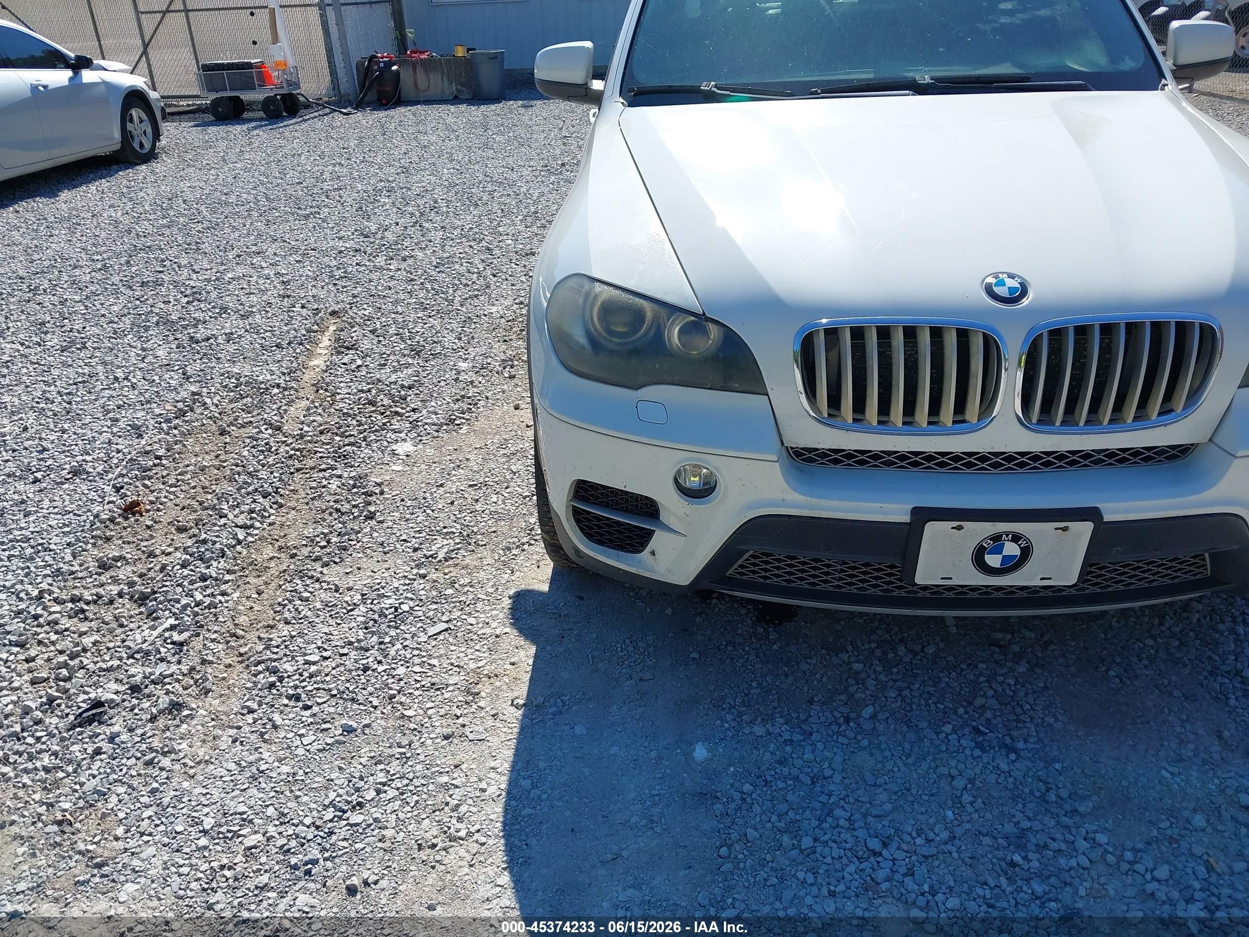2011 Bmw X5 Xdrive50i White vin: 5UXZV8C57BL419770