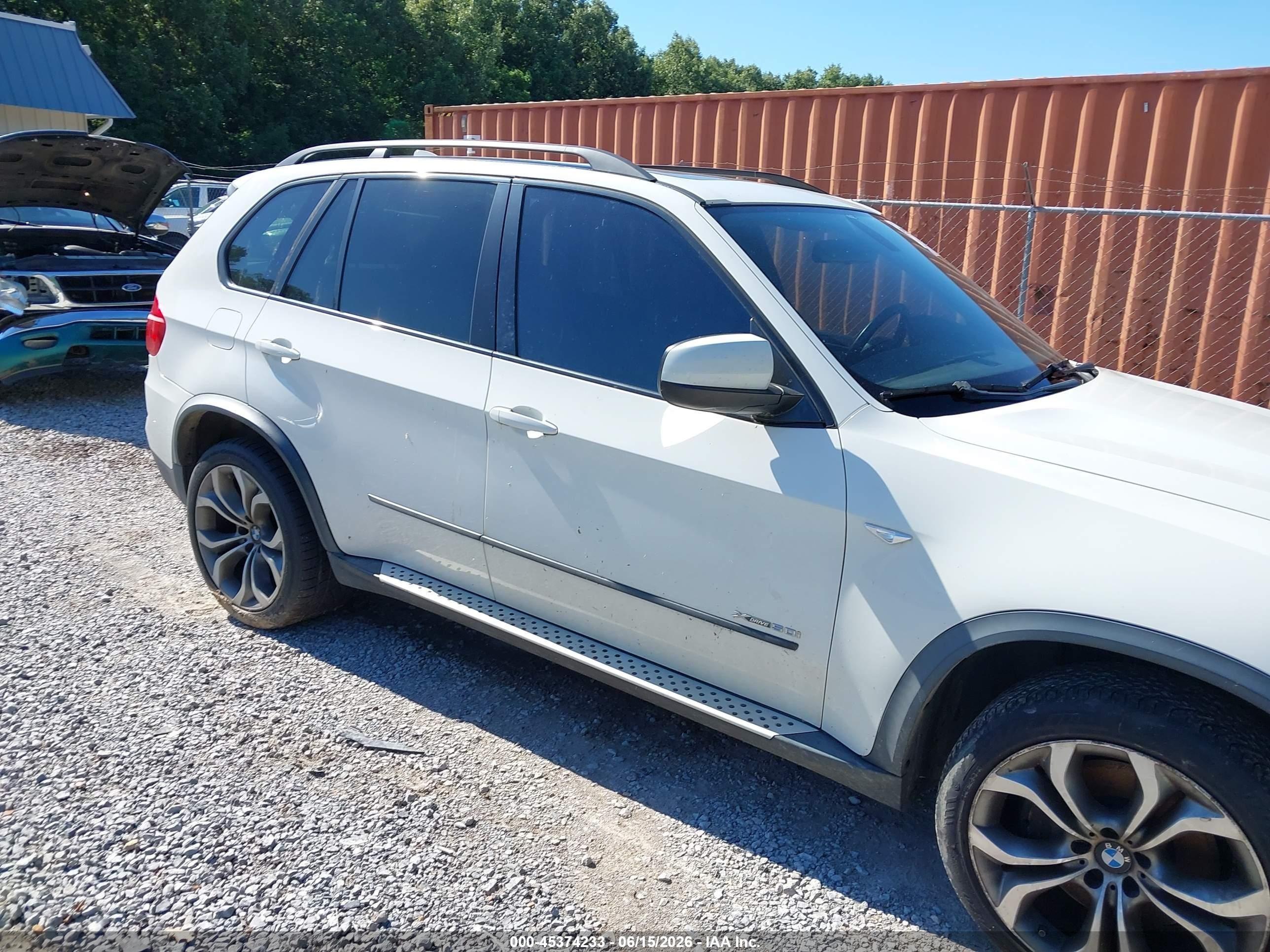 2011 Bmw X5 Xdrive50i White vin: 5UXZV8C57BL419770