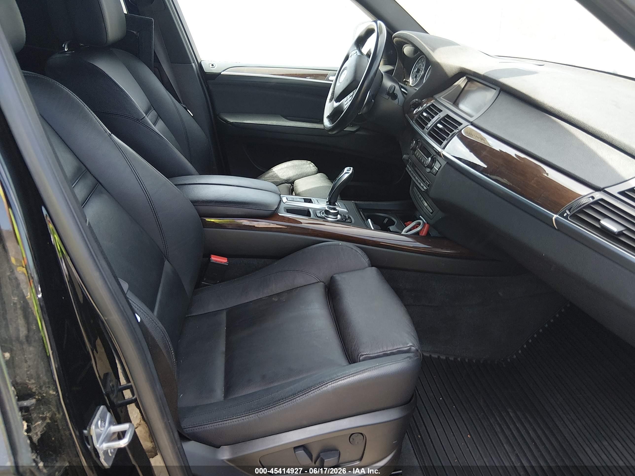 2013 Bmw X5 Xdrive50i Black vin: 5UXZV8C57D0C16210