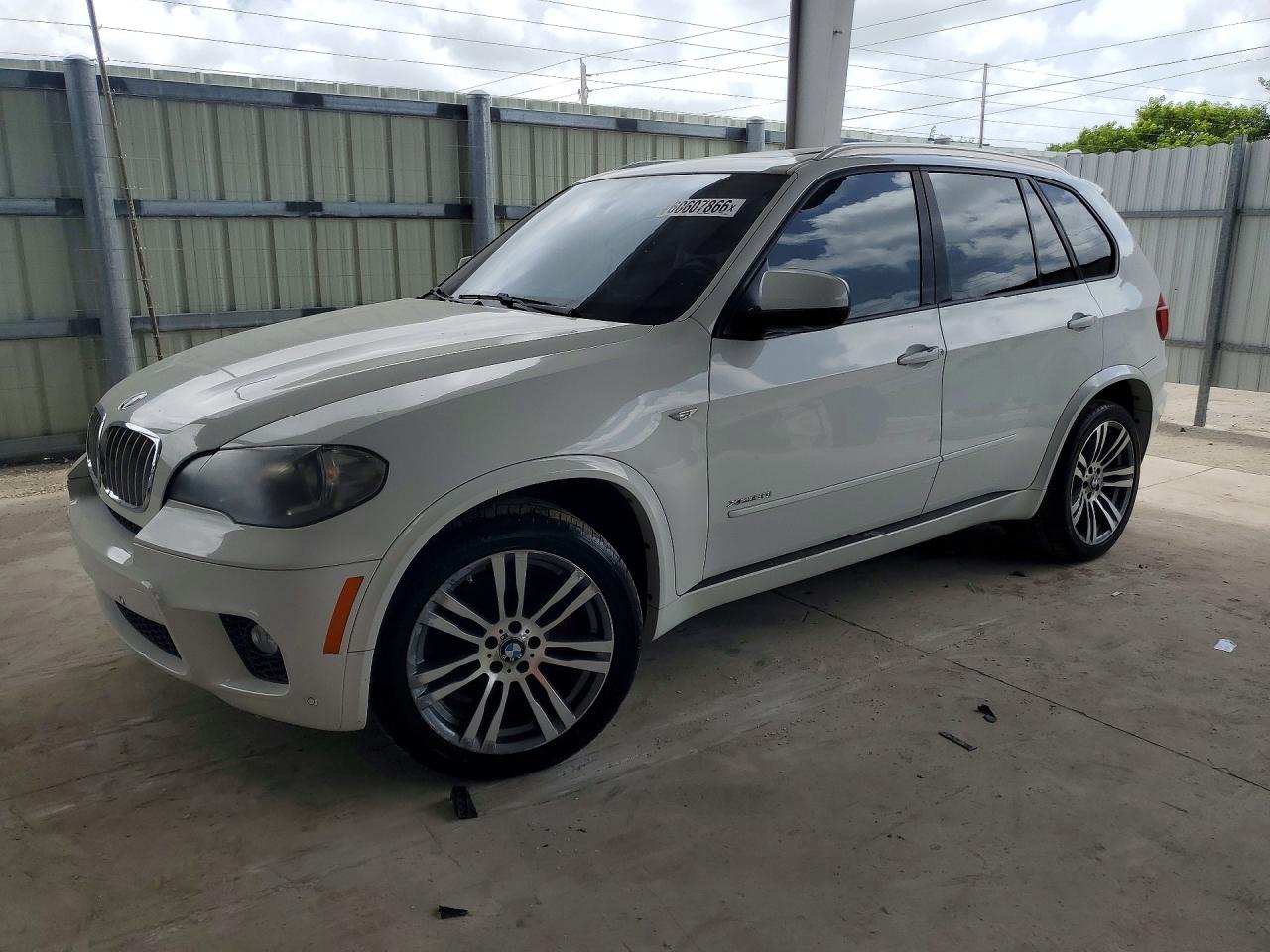 2013 Bmw X5 Xdrive50i White vin: 5UXZV8C57DL426589
