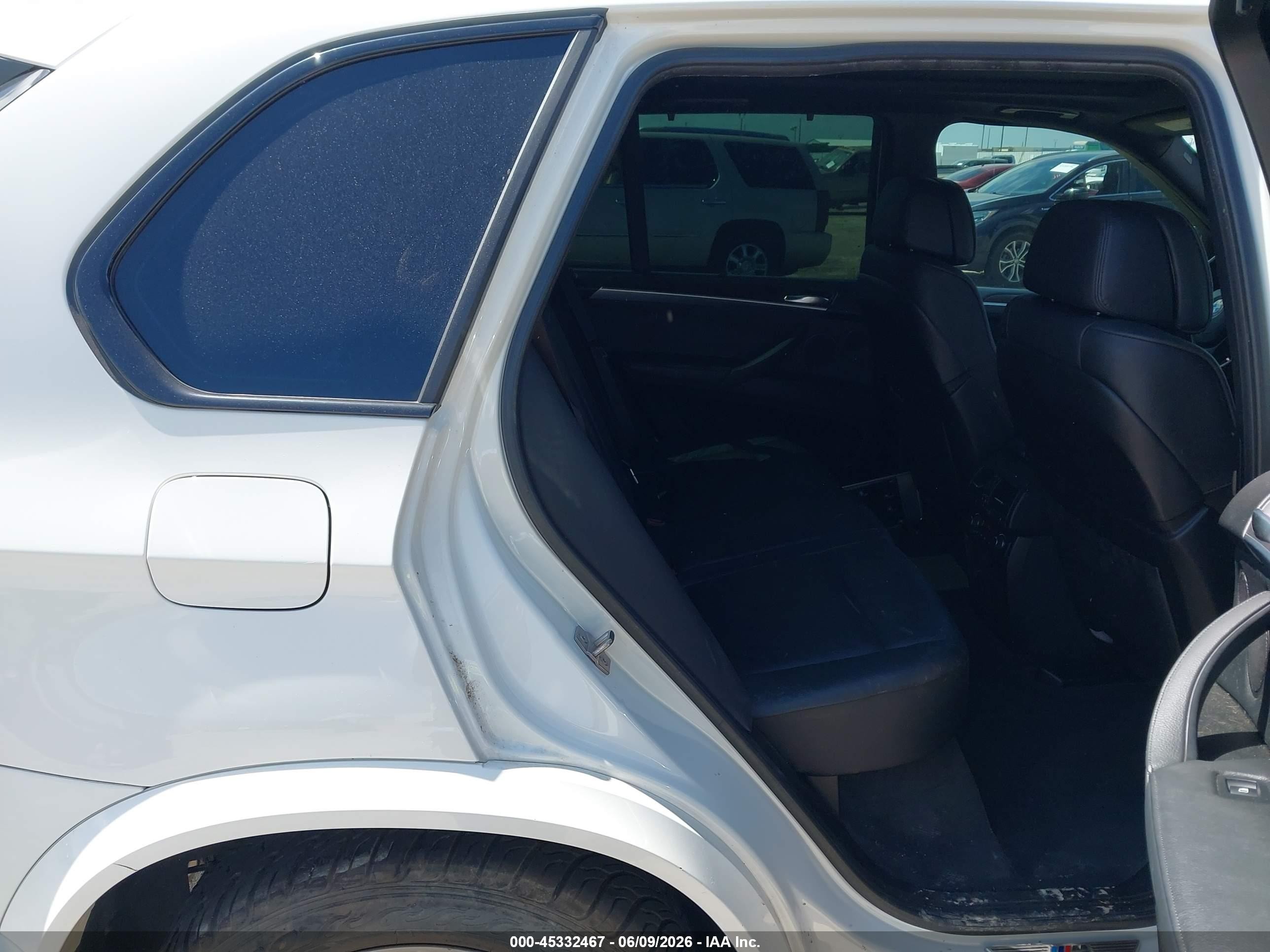 2013 Bmw X5 Xdrive50i White vin: 5UXZV8C58D0C14563
