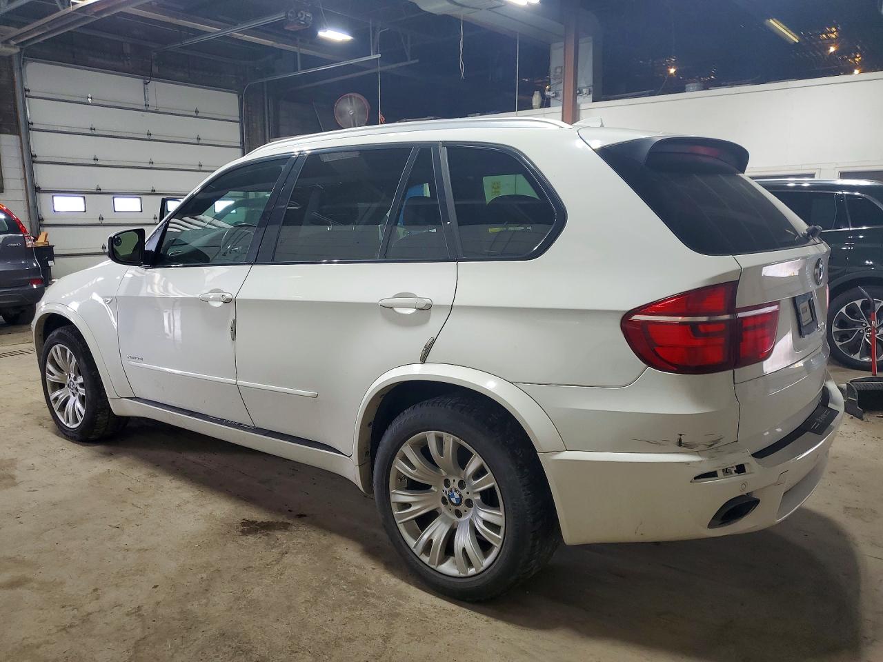 2013 Bmw X5 Xdrive50i Белый vin: 5UXZV8C59DL899359