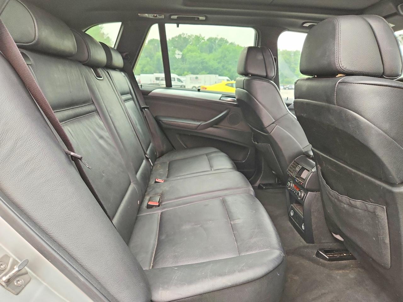 2012 Bmw X5 Xdrive50i Серебряный vin: 5UXZV8C5XCL422986