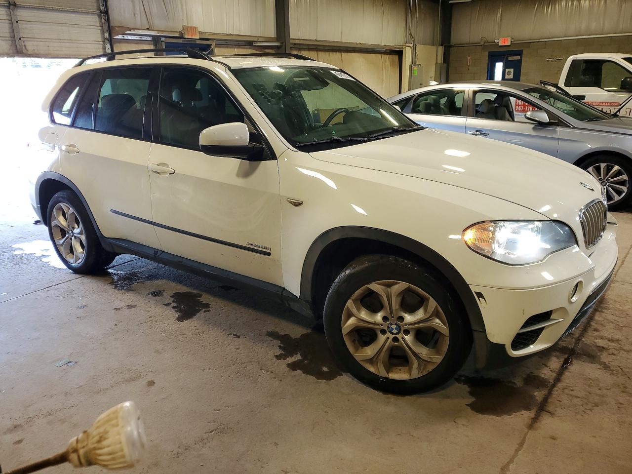 2013 Bmw X5 Xdrive50i White vin: 5UXZV8C5XD0C17383