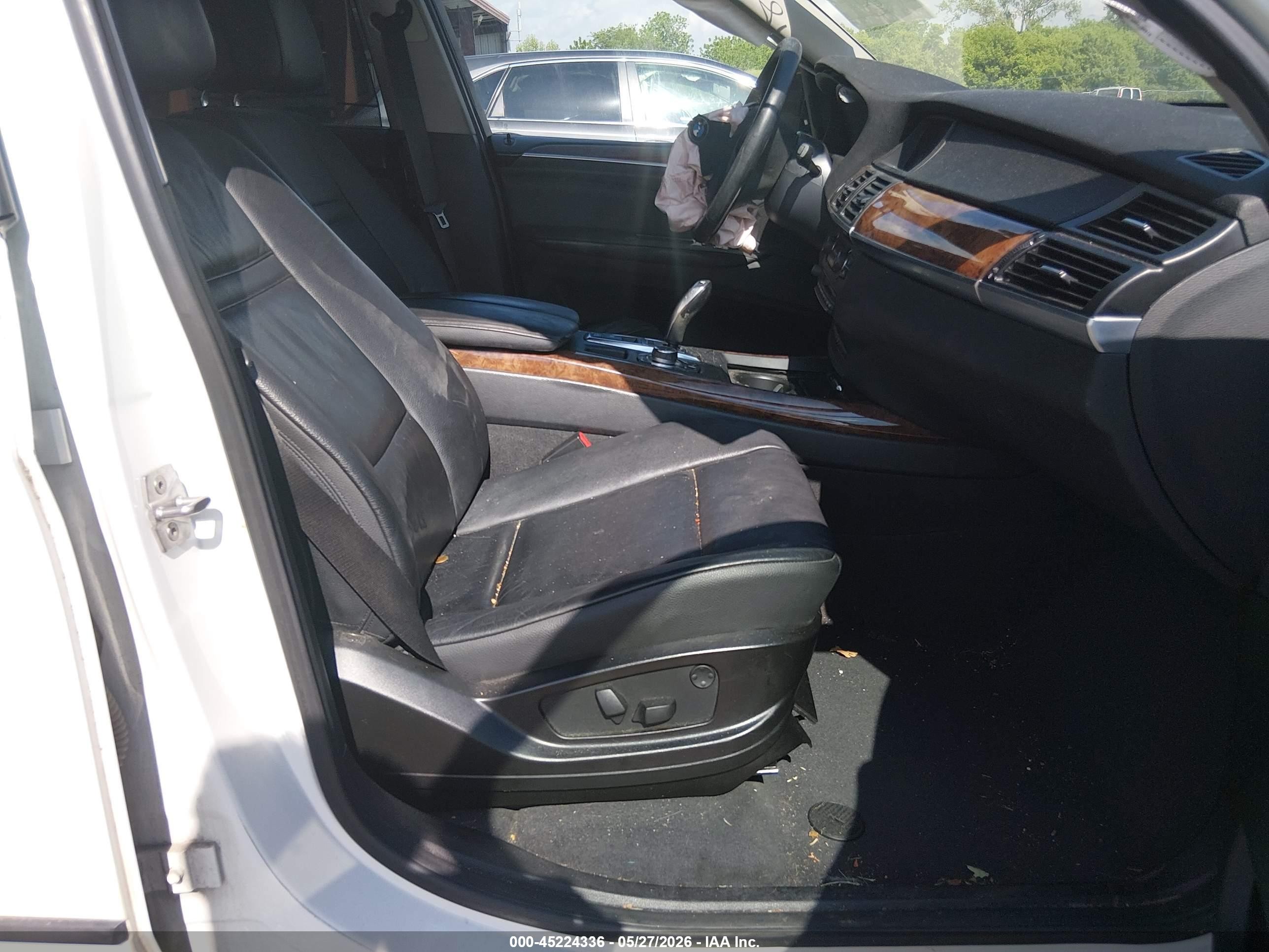 2011 Bmw X5 Xdrive35d White vin: 5UXZW0C50BL658382