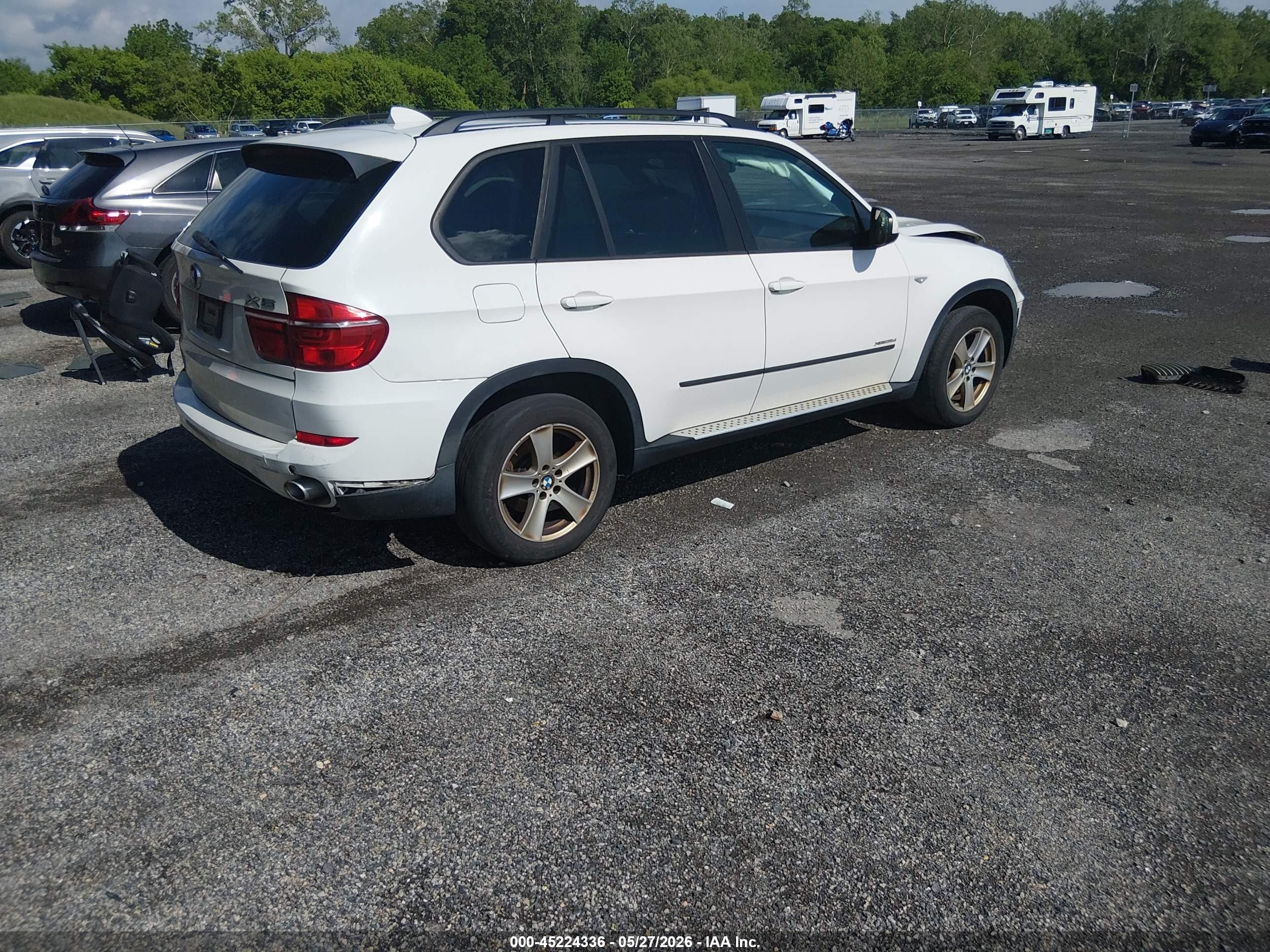 2011 Bmw X5 Xdrive35d White vin: 5UXZW0C50BL658382