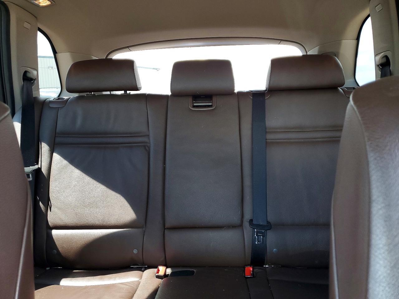 2012 Bmw X5 Xdrive35d White vin: 5UXZW0C51CL667917