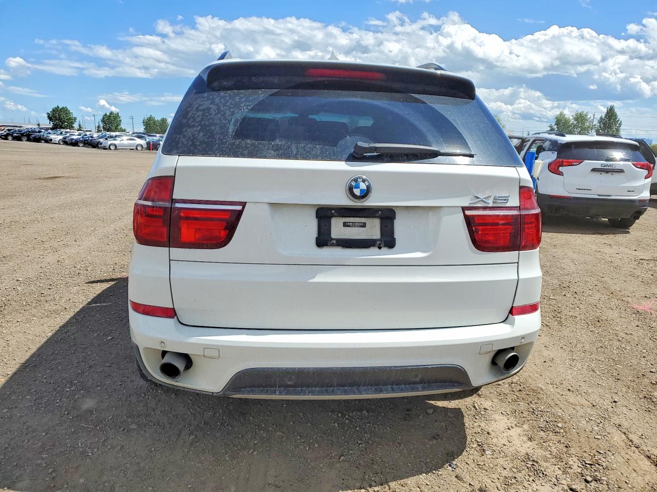 2012 Bmw X5 Xdrive35d White vin: 5UXZW0C51CL667917