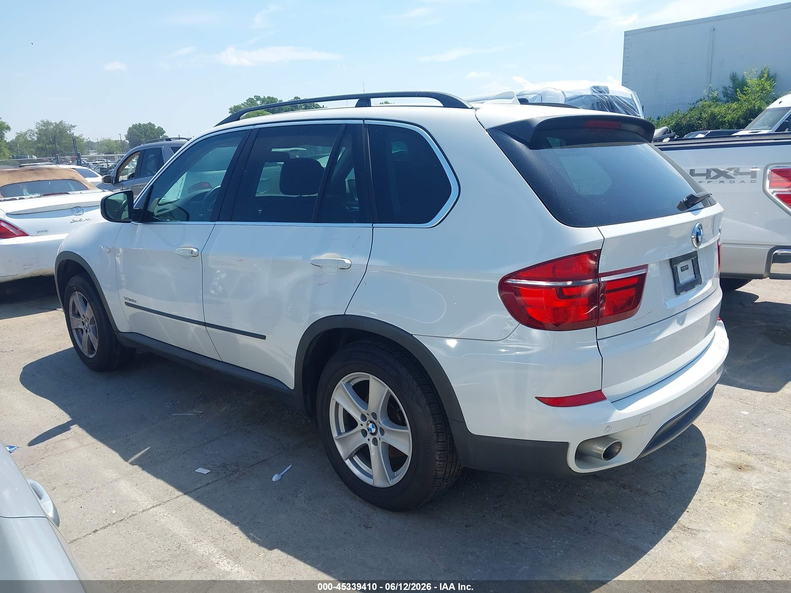 2013 Bmw X5 Xdrive35d White vin: 5UXZW0C52D0B93157