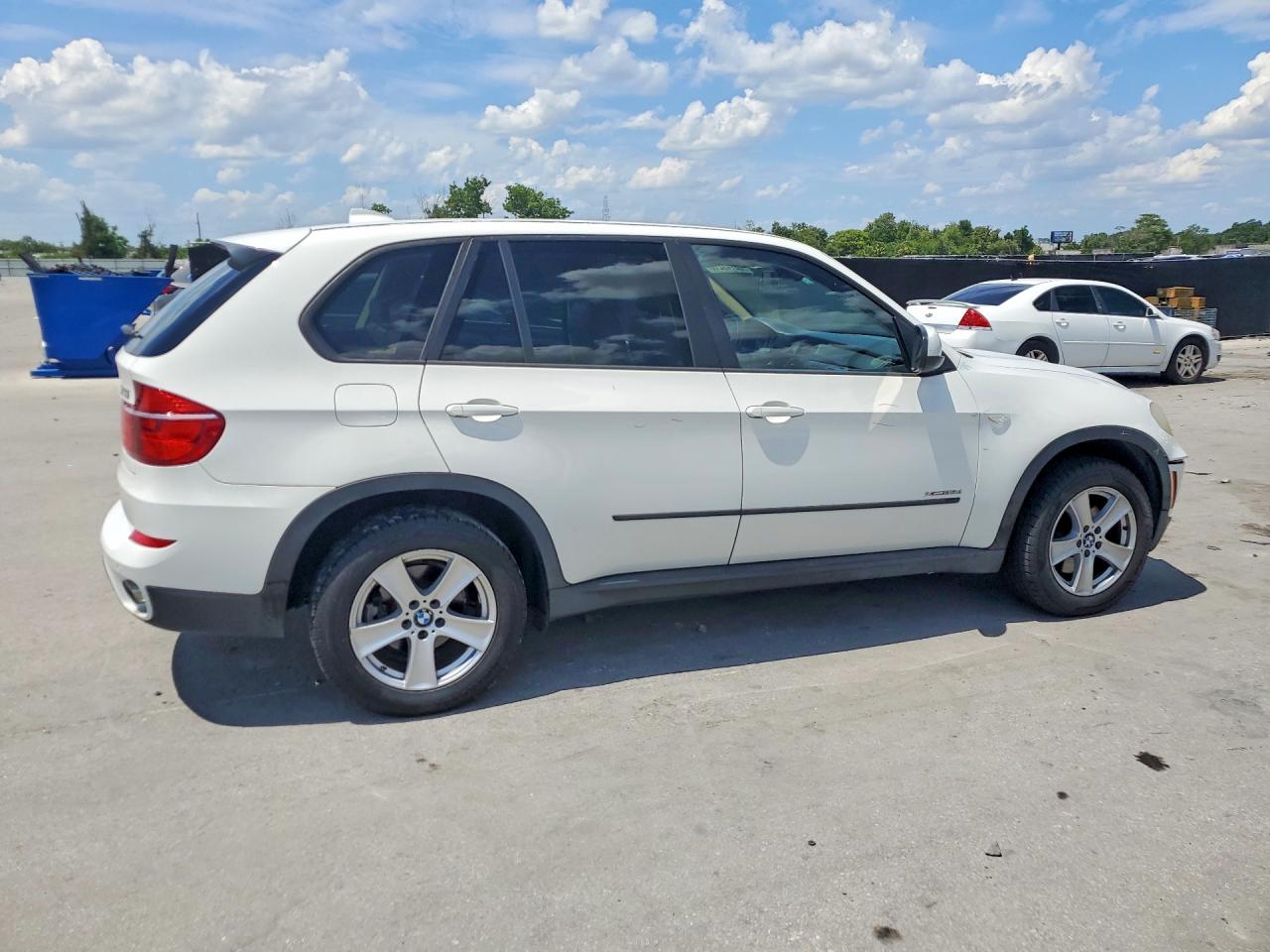 2011 Bmw X5 Xdrive35d Белый vin: 5UXZW0C53BL659770