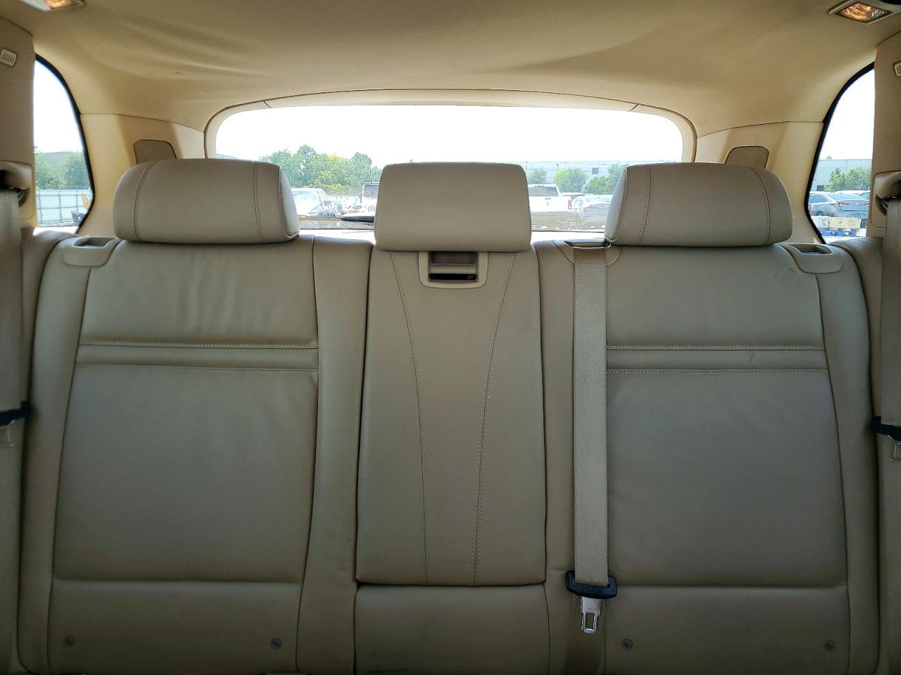 2011 Bmw X5 Xdrive35d Белый vin: 5UXZW0C53BL659770