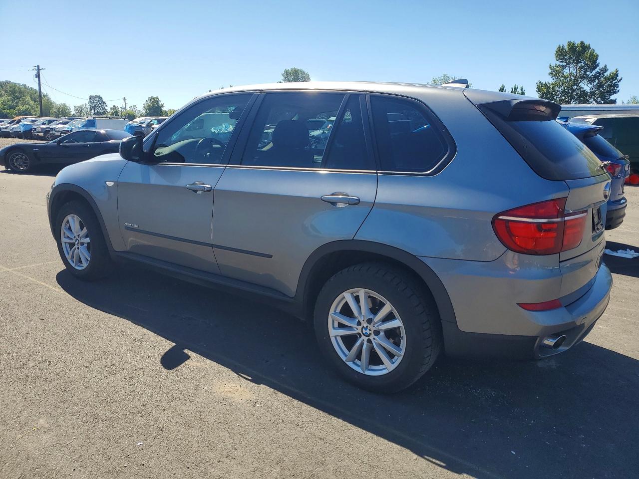 2011 Bmw X5 Gray vin: 5UXZW0C55BL368543