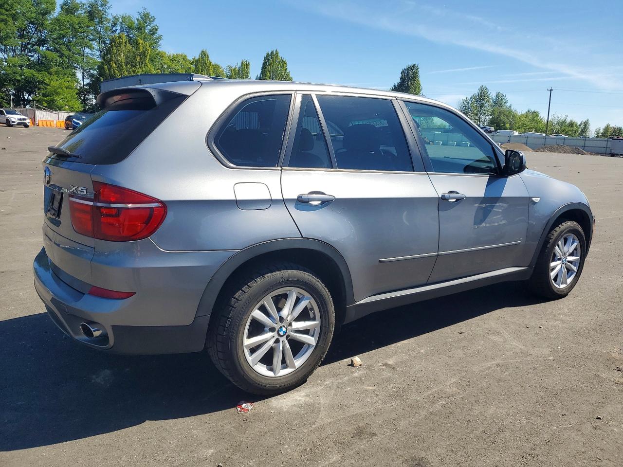 2011 Bmw X5 Gray vin: 5UXZW0C55BL368543