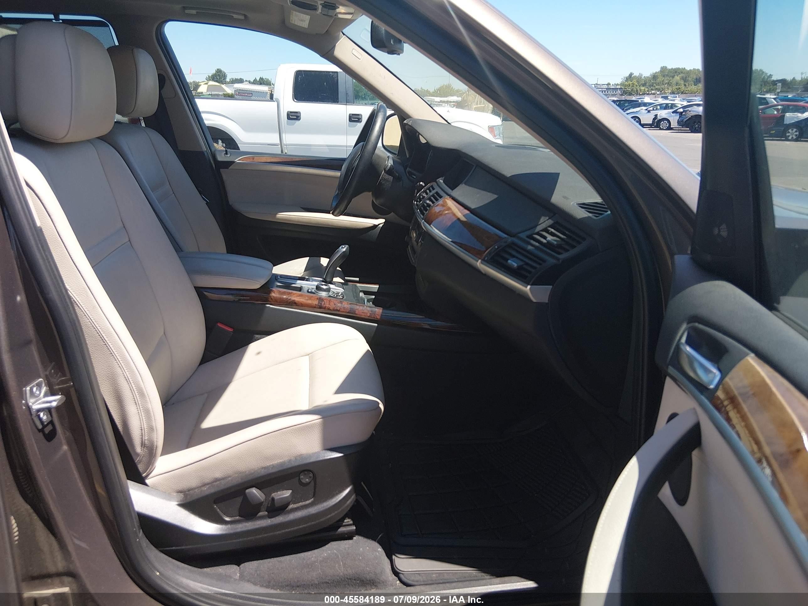 2012 Bmw X5 Xdrive35d Brown vin: 5UXZW0C55CL674238