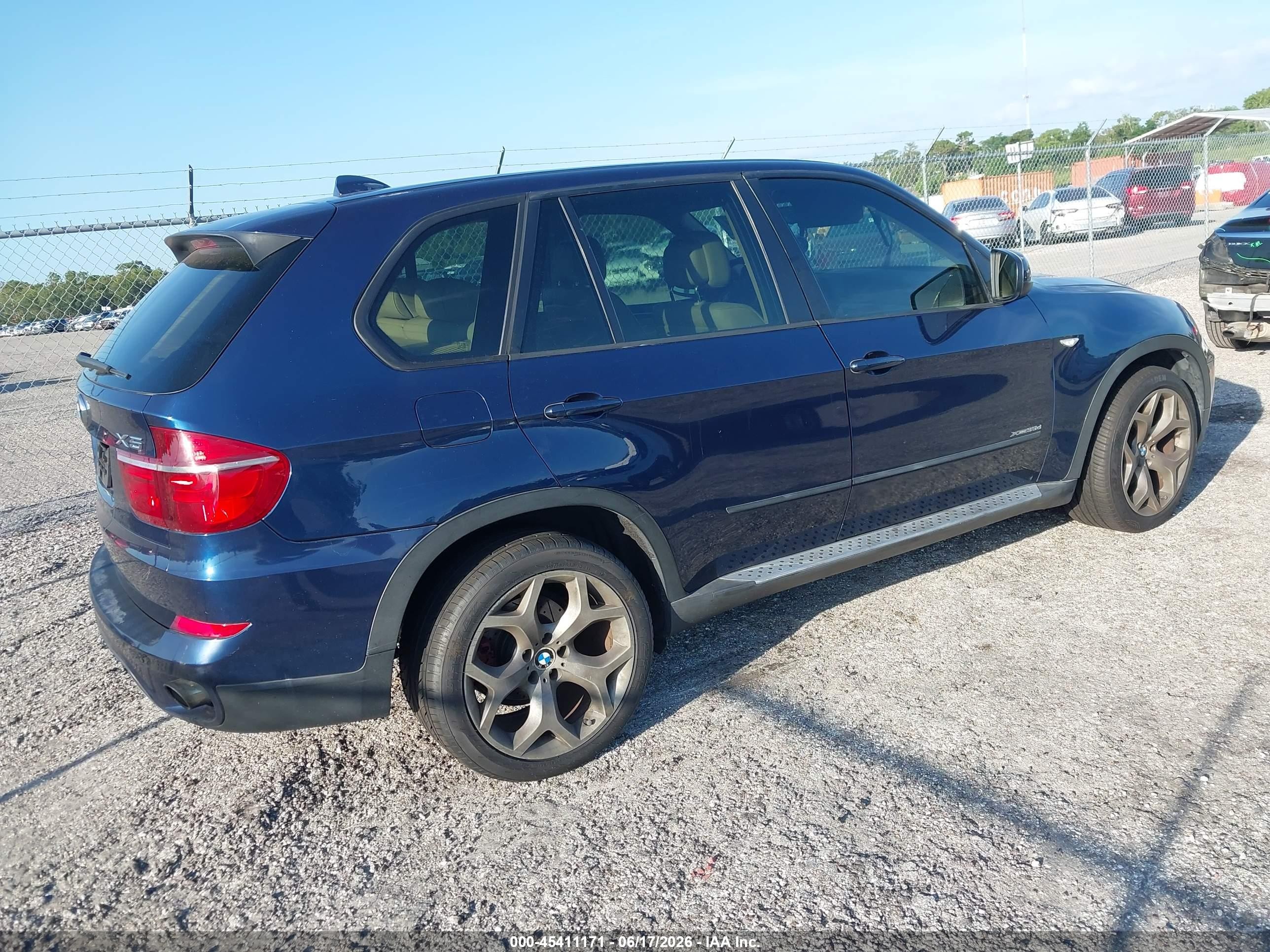 2011 Bmw X5 Xdrive35d Dark Blue vin: 5UXZW0C56BL370253