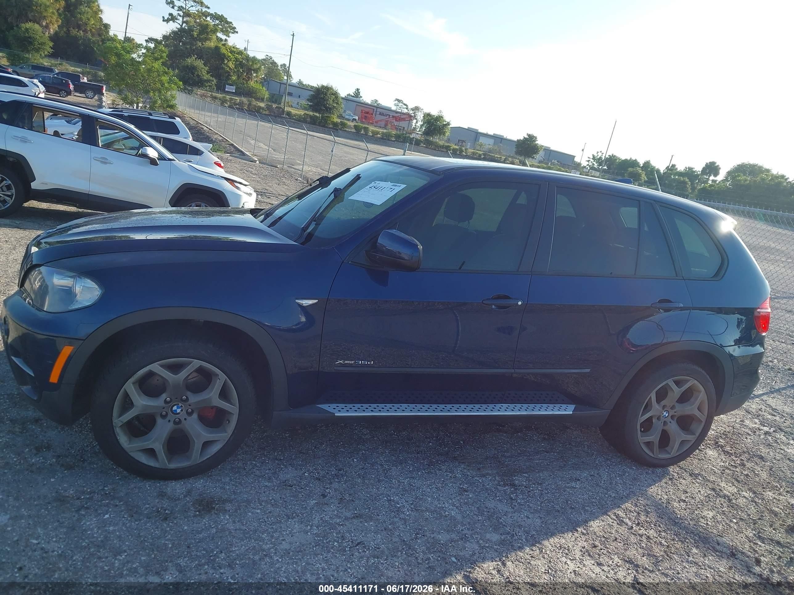 2011 Bmw X5 Xdrive35d Dark Blue vin: 5UXZW0C56BL370253