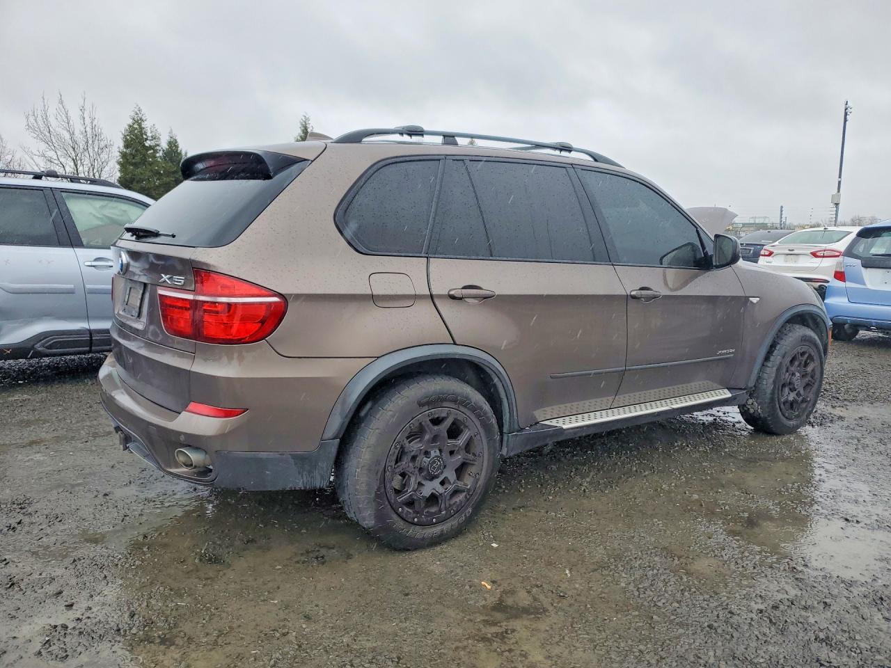 2011 Bmw X5 Xdrive35d Brown vin: 5UXZW0C57BL656595