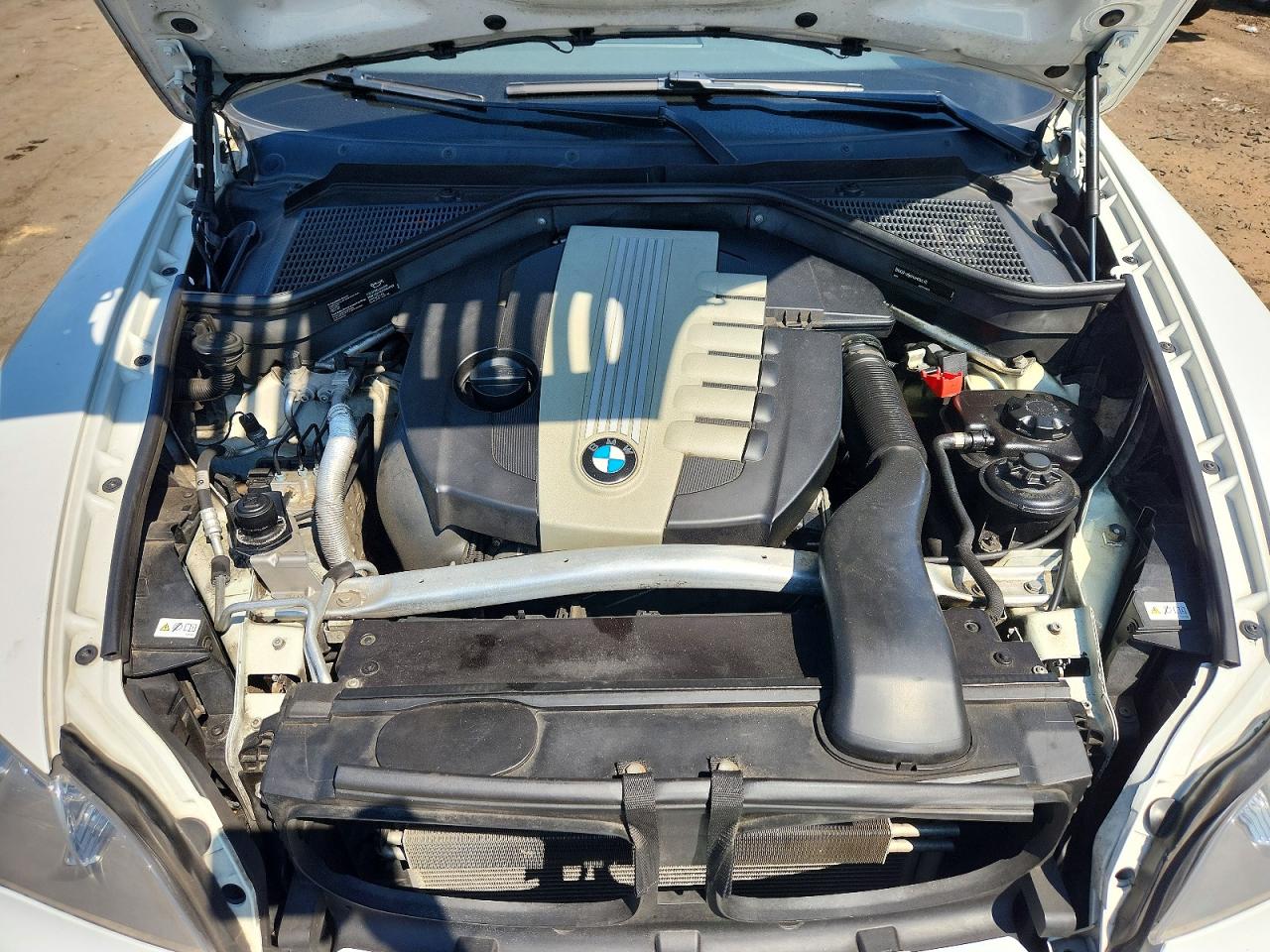 2012 Bmw X5 Xdrive35d Белый vin: 5UXZW0C57CL663709