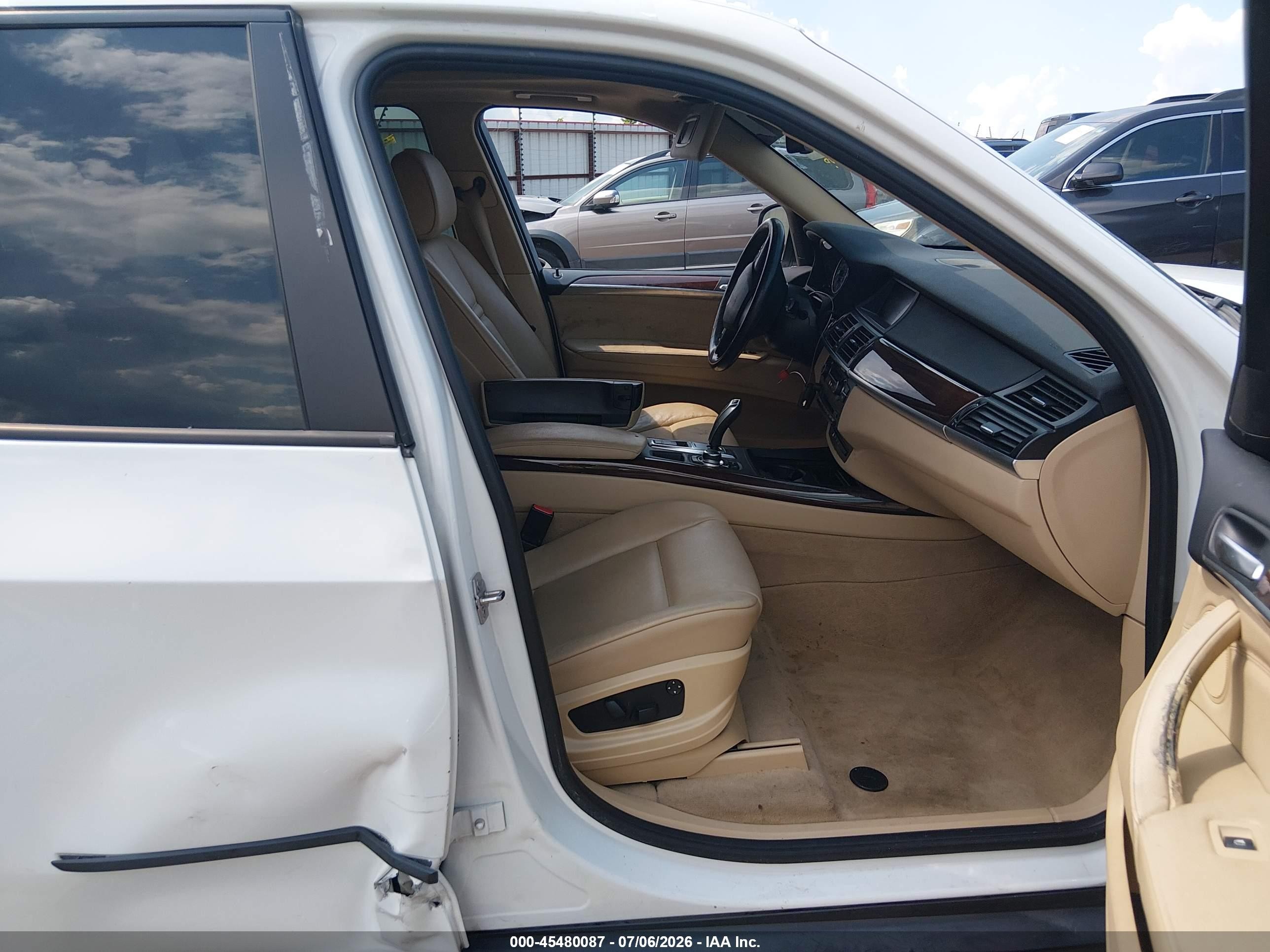 2011 Bmw X5 Xdrive35d White vin: 5UXZW0C58BL368519