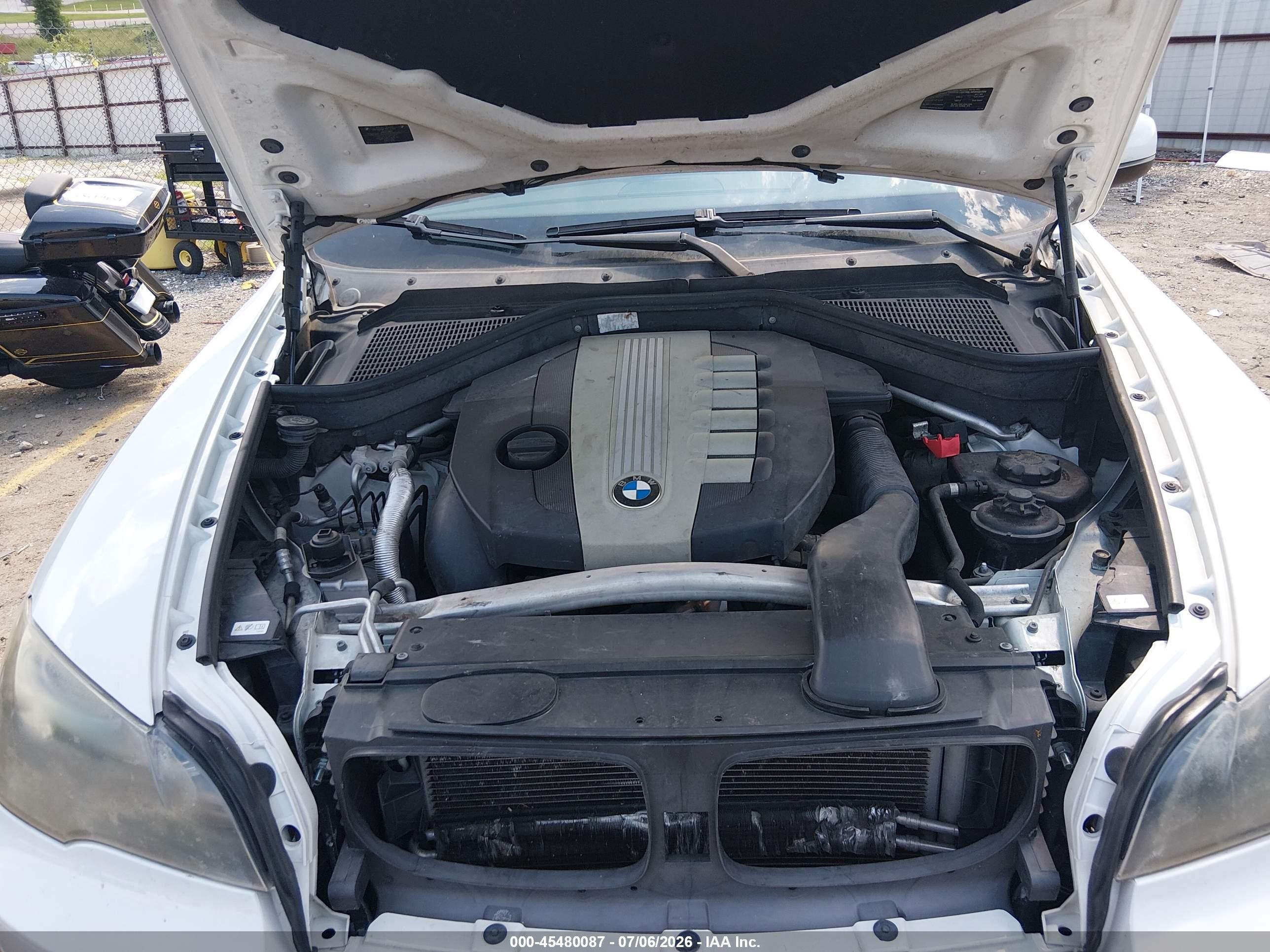 2011 Bmw X5 Xdrive35d White vin: 5UXZW0C58BL368519