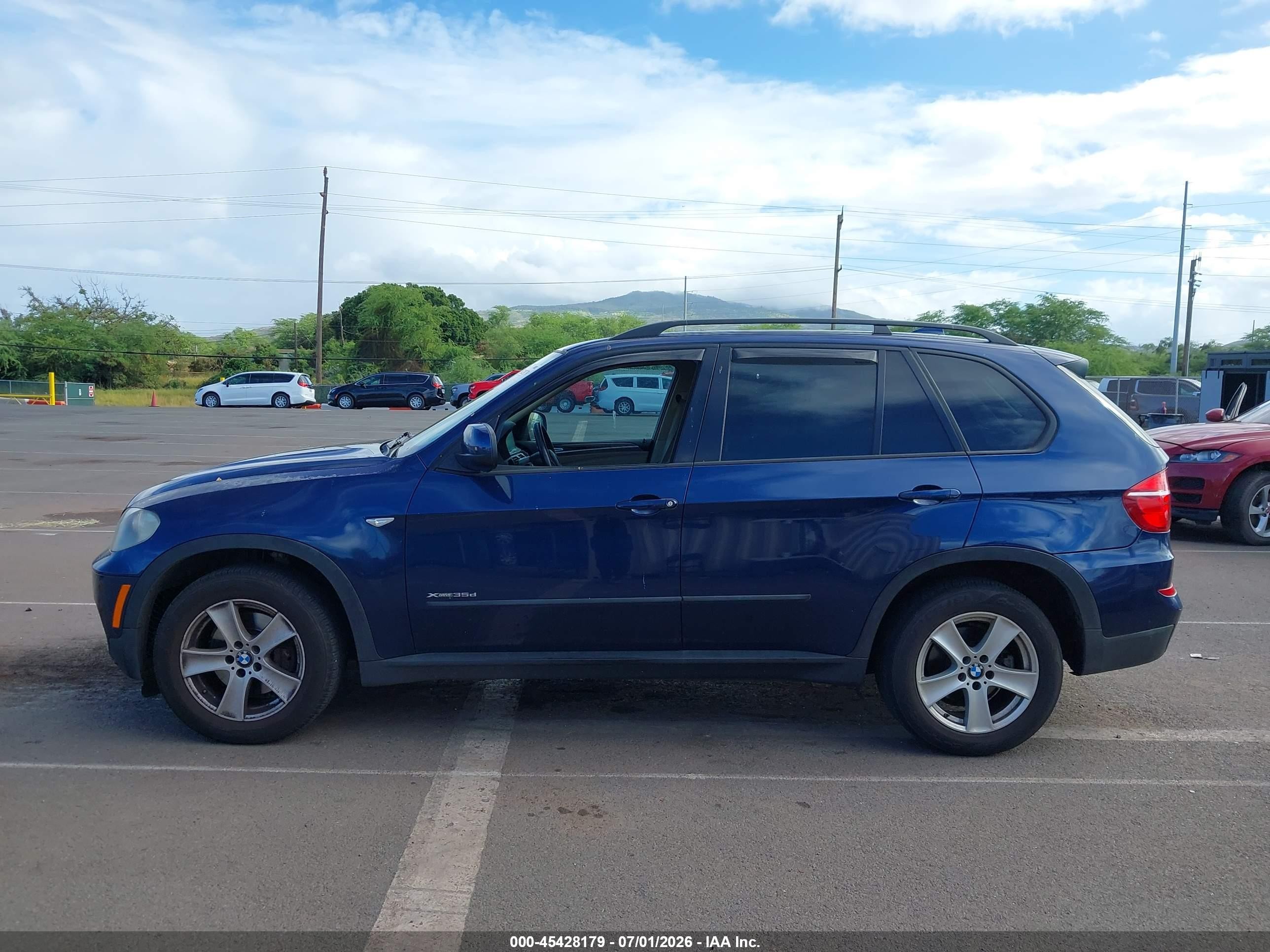 2011 Bmw X5 Xdrive35d Синий vin: 5UXZW0C58BL370254