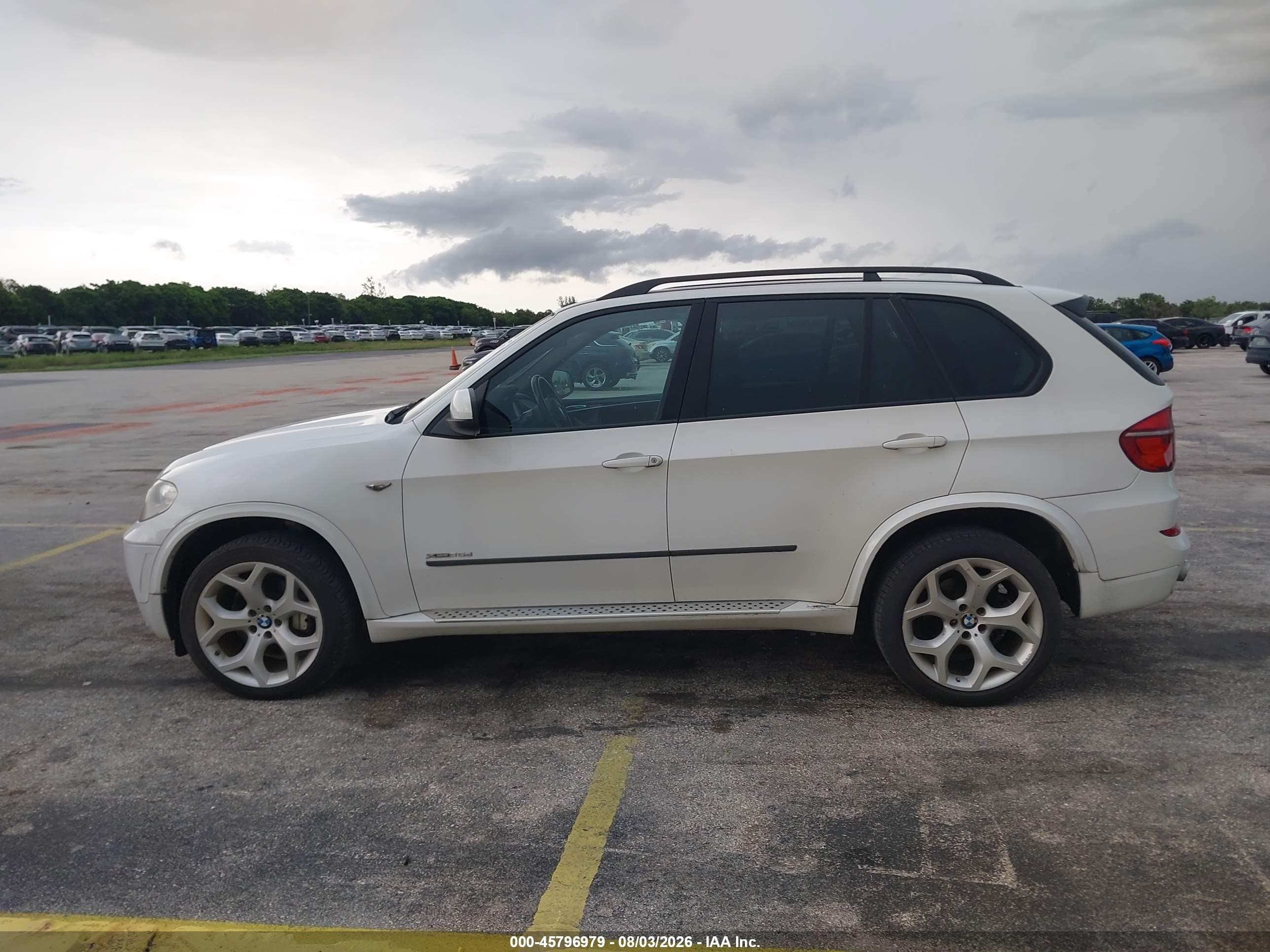 2012 Bmw X5 Xdrive35d White vin: 5UXZW0C58C0B89127