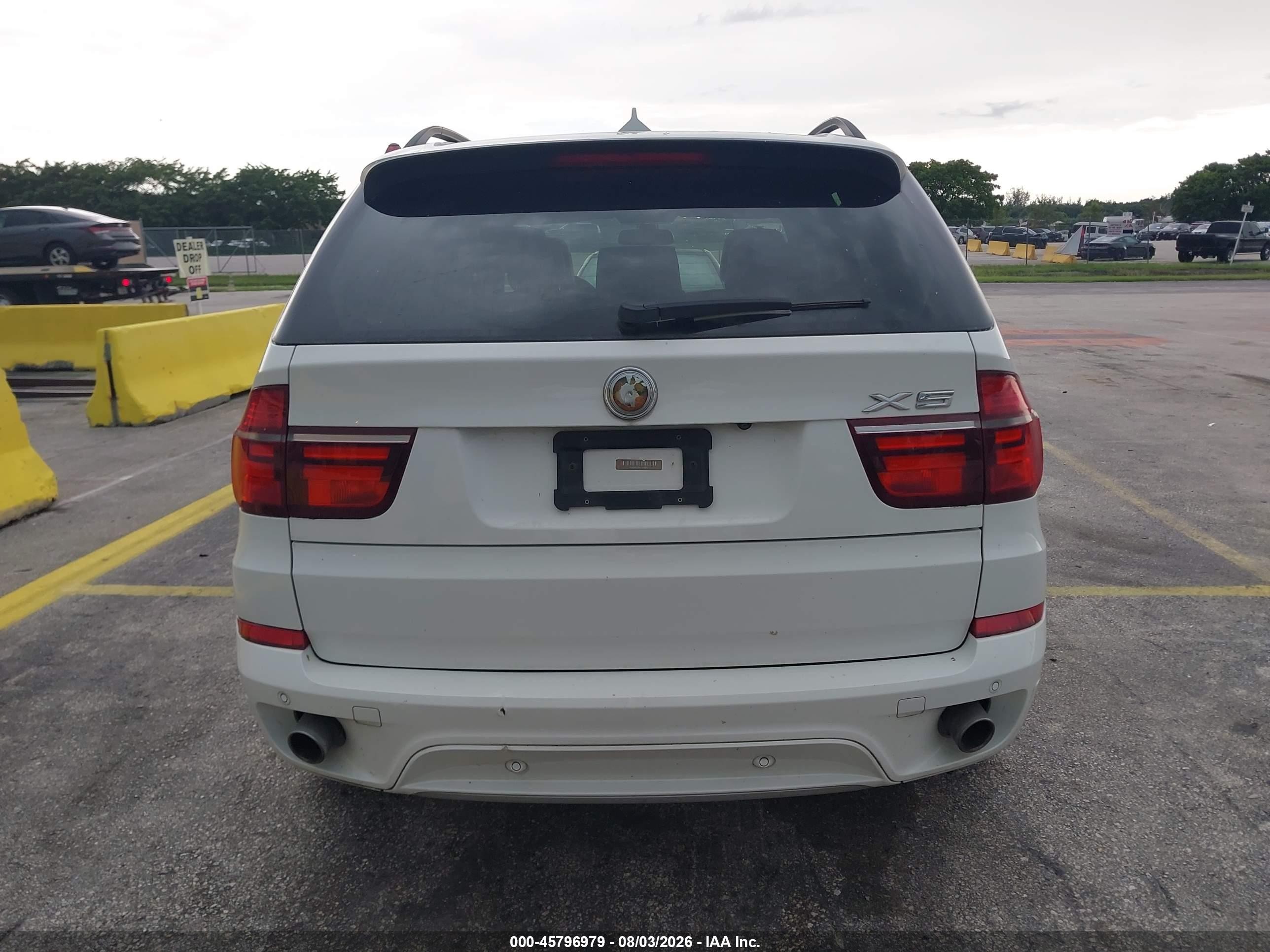 2012 Bmw X5 Xdrive35d White vin: 5UXZW0C58C0B89127