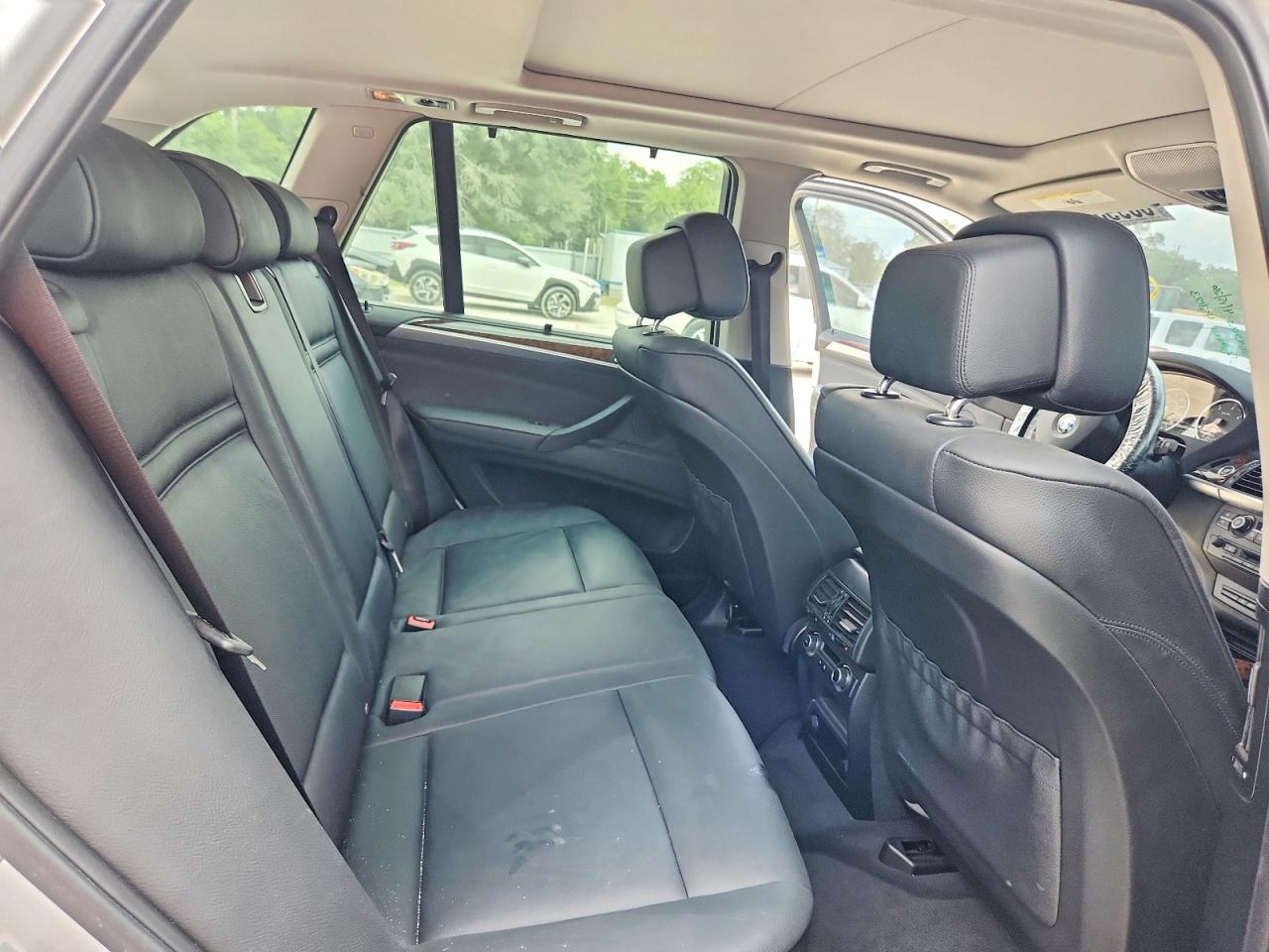 2012 Bmw X5 Xdrive35d Silver vin: 5UXZW0C58CL674055
