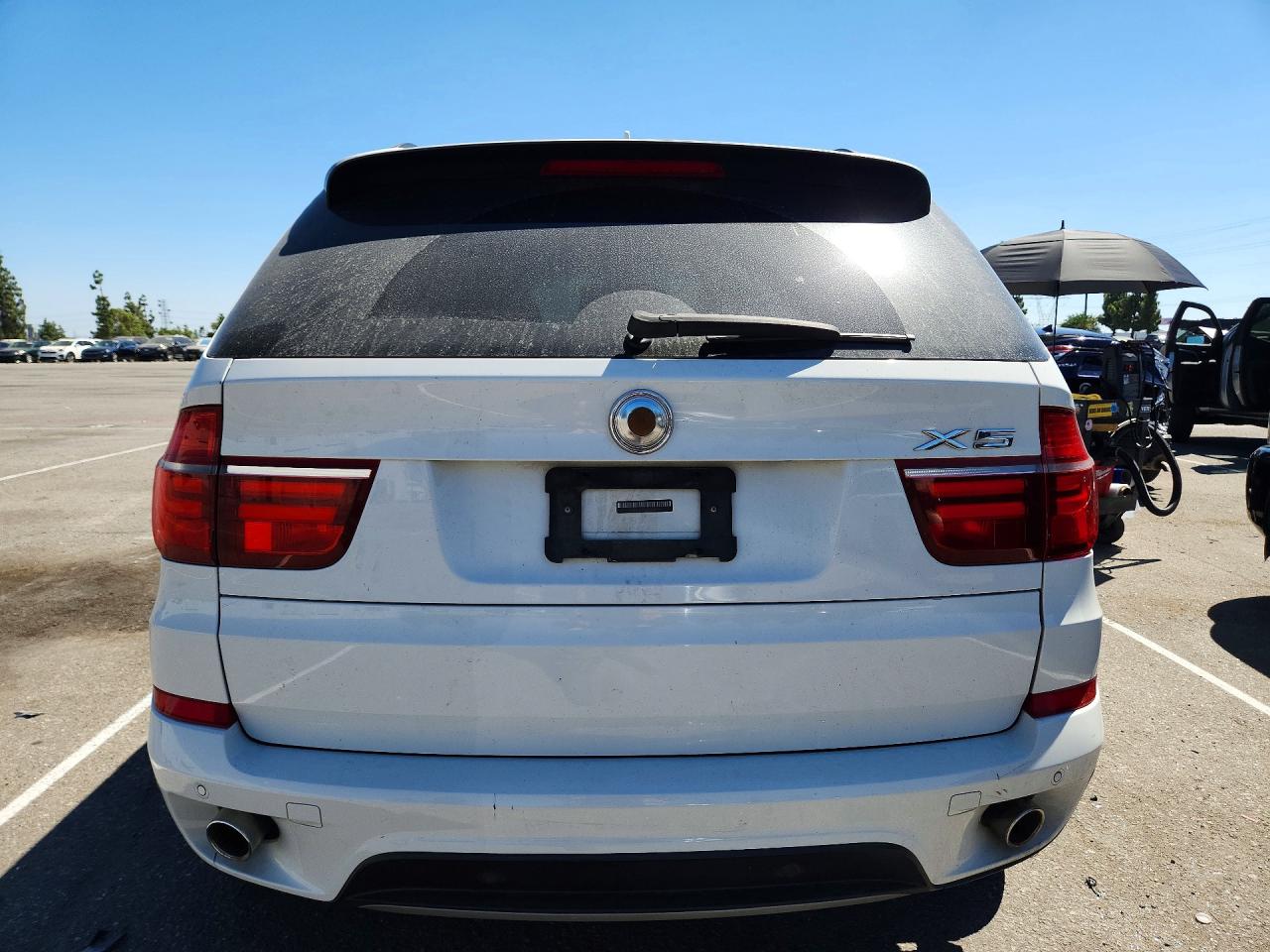 2011 Bmw X5 Xdrive35d White vin: 5UXZW0C59BL371039