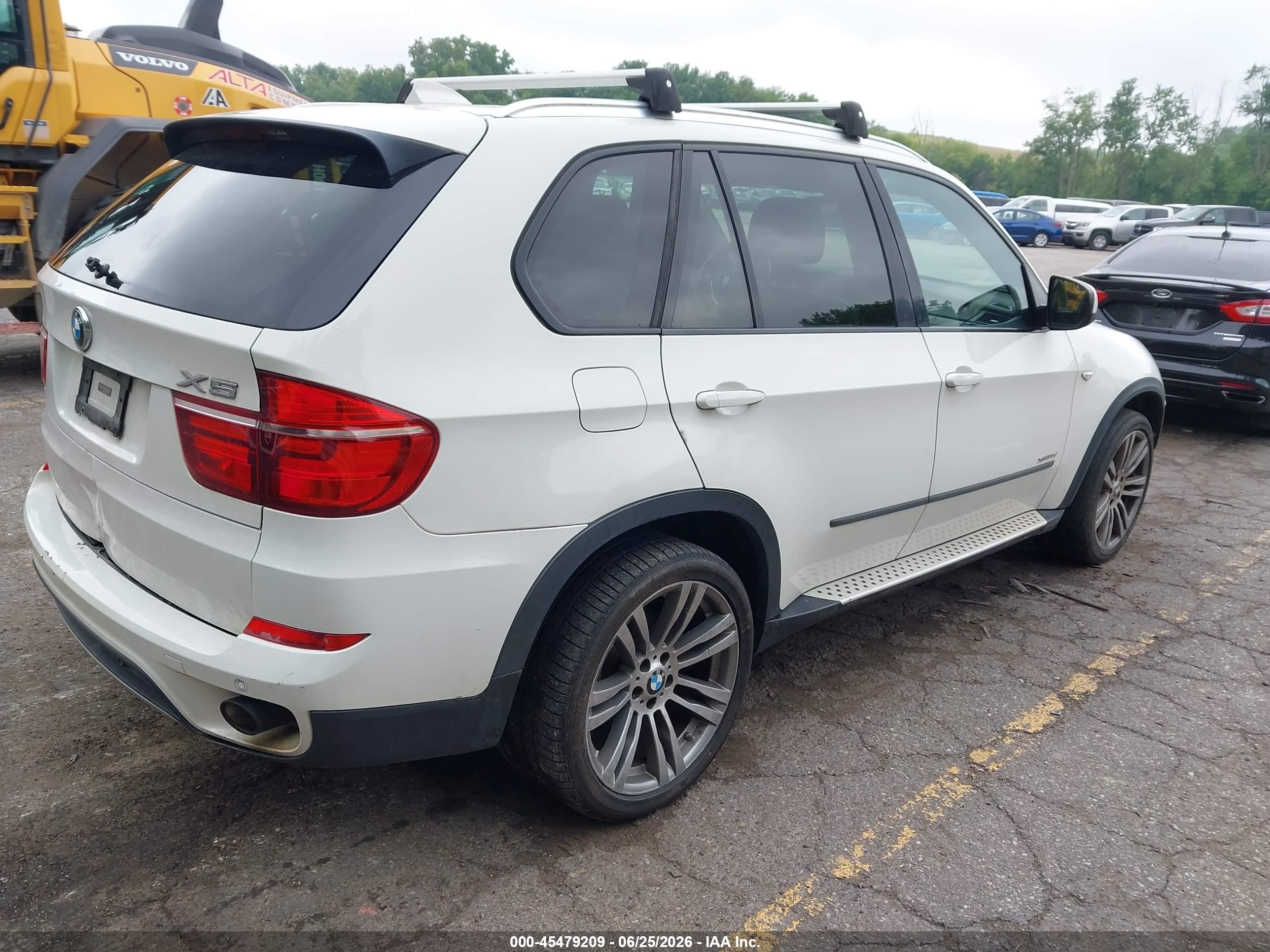2012 Bmw X5 Xdrive35d White vin: 5UXZW0C59CL666546