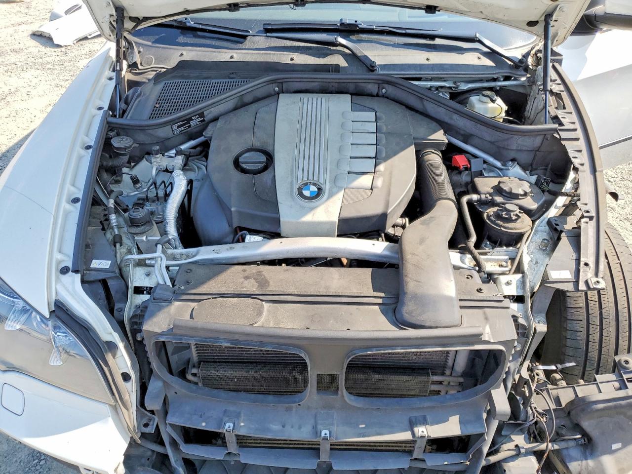 2012 Bmw X5 Xdrive35d Белый vin: 5UXZW0C59CL673867