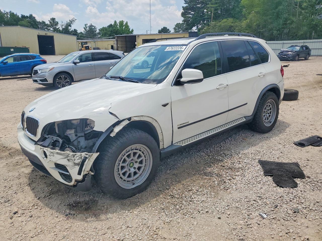 2013 Bmw X5 Xdrive35d White vin: 5UXZW0C5XD0B90295