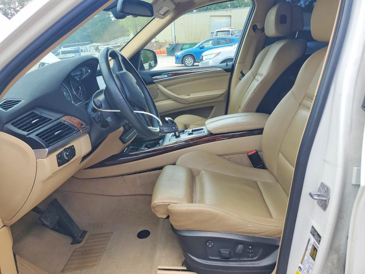 2013 Bmw X5 Xdrive35d White vin: 5UXZW0C5XD0B90295