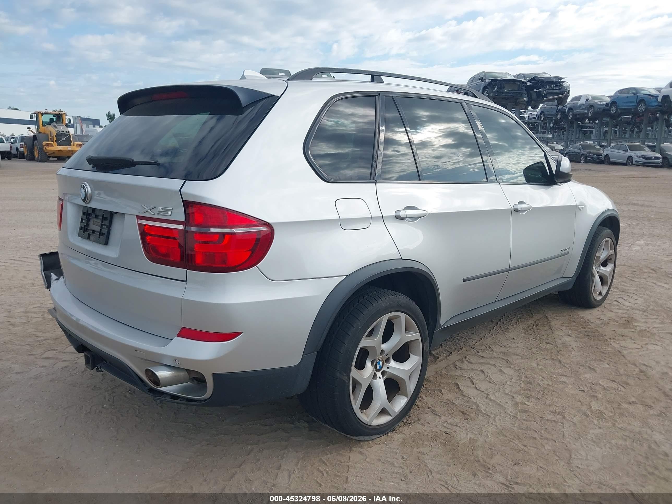 2013 Bmw X5 Xdrive35d Silver vin: 5UXZW0C5XD0B96100