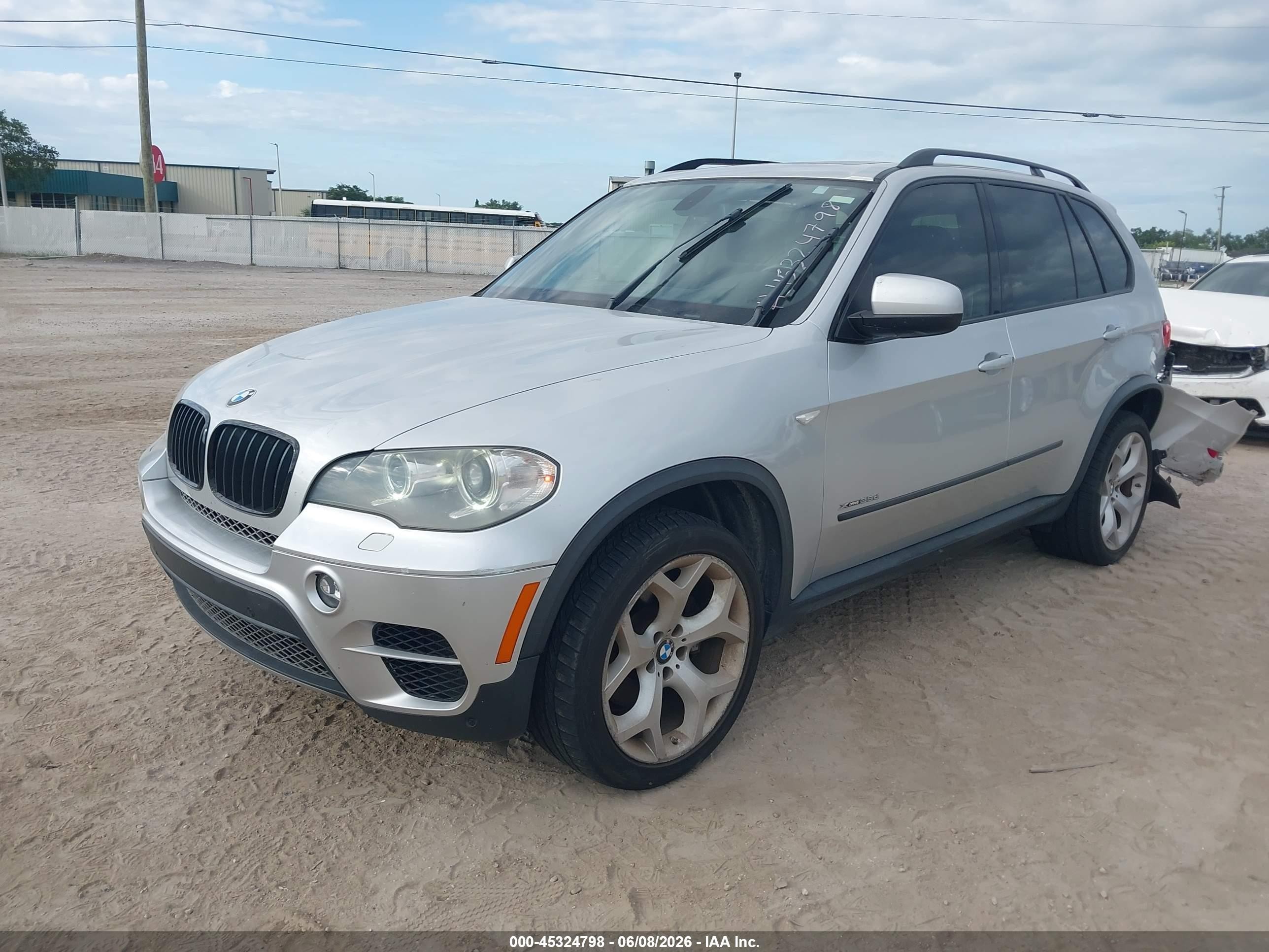 2013 Bmw X5 Xdrive35d Silver vin: 5UXZW0C5XD0B96100
